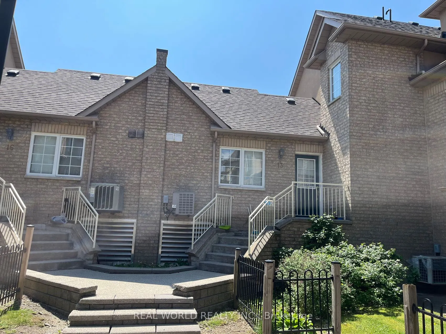8 Cox Boulevard, #13