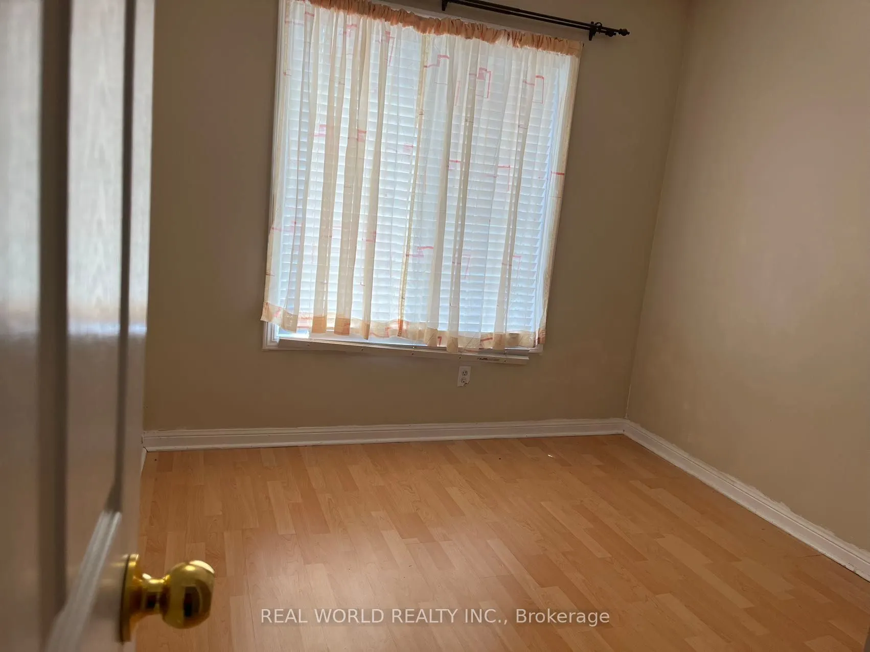 8 Cox Boulevard, #13