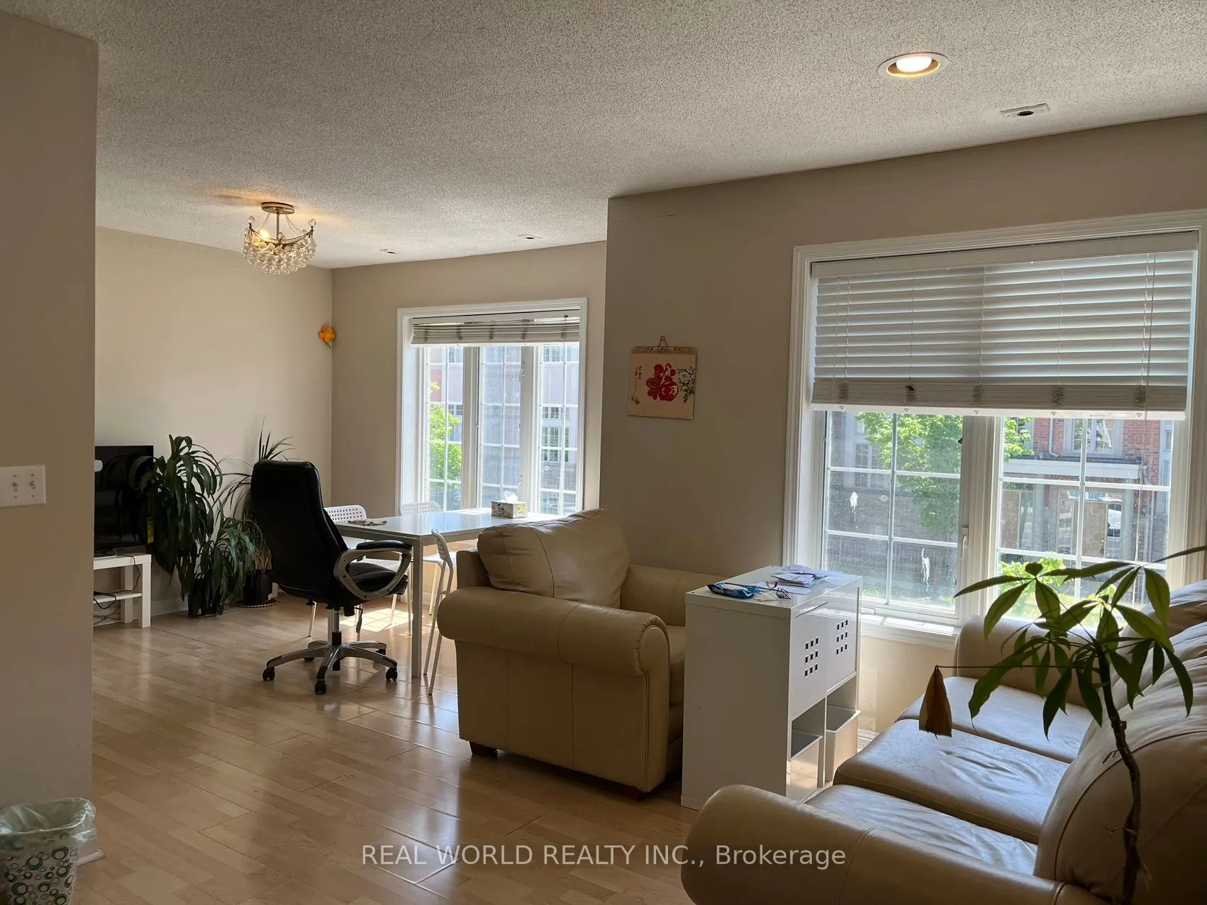 8 Cox Boulevard, #13