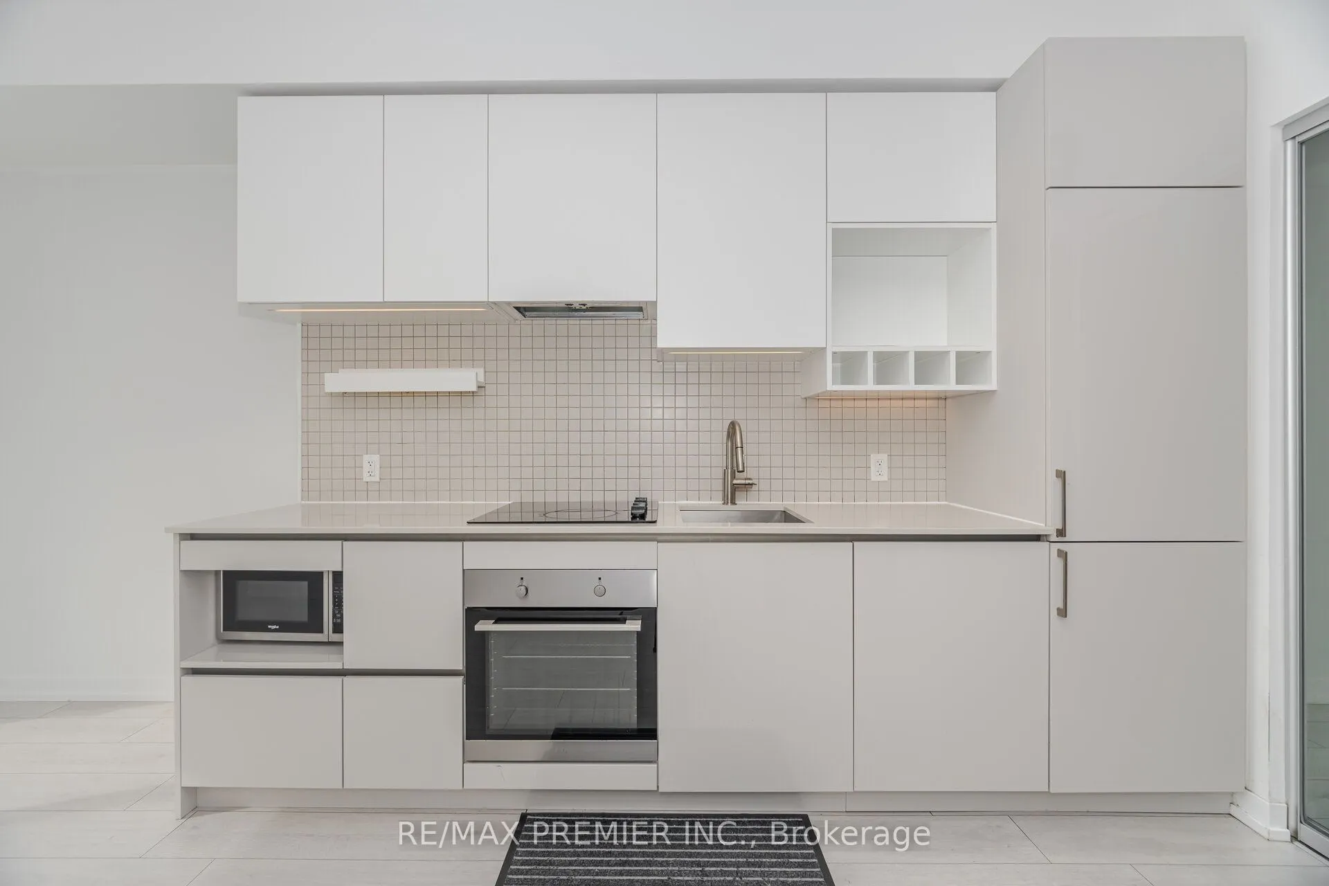 950 Portage Parkway, #2808