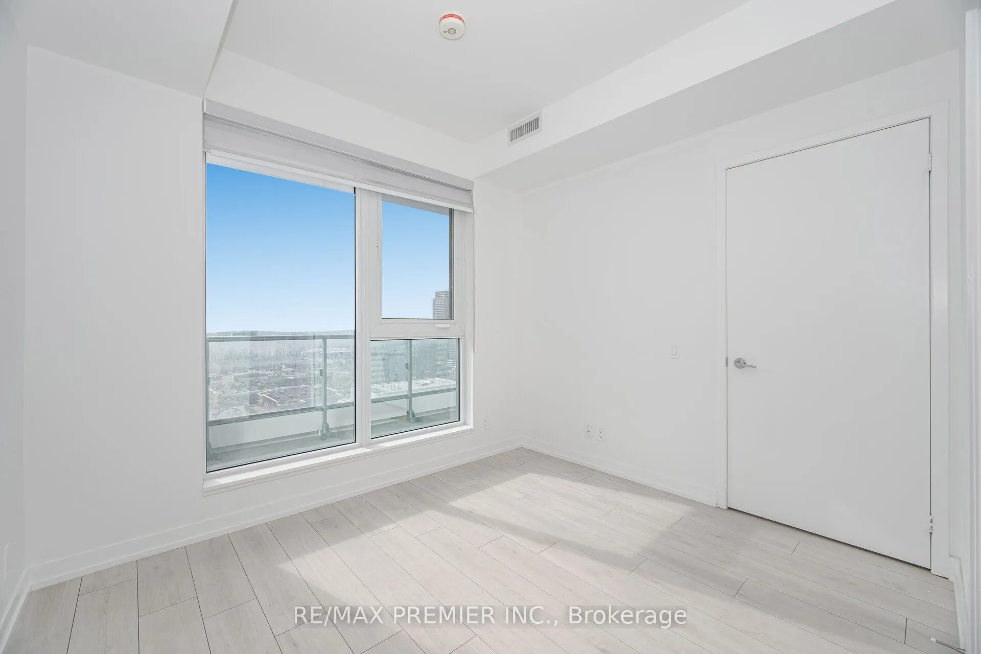 950 Portage Parkway, #2808