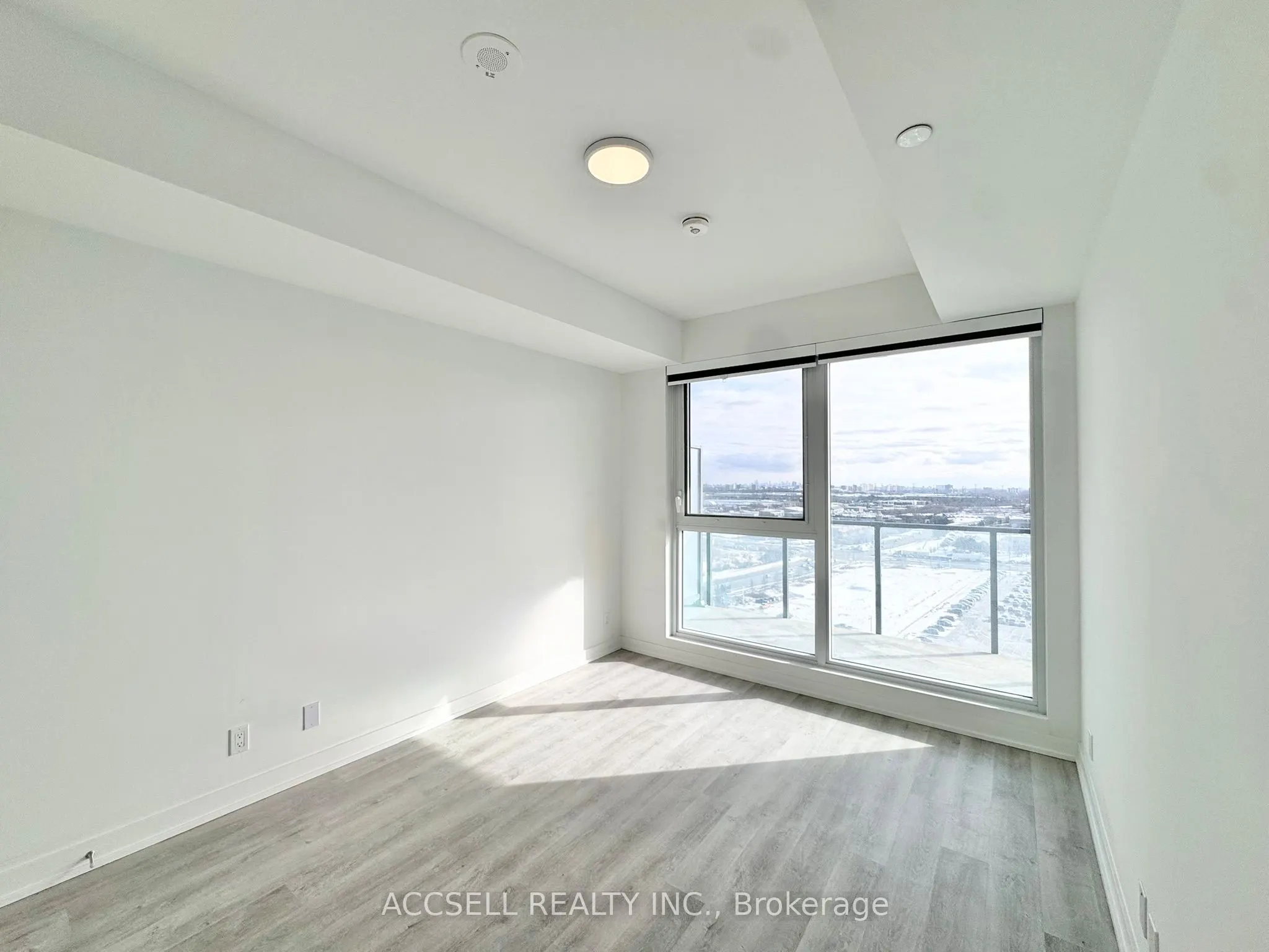 185 Millway Avenue, #W702