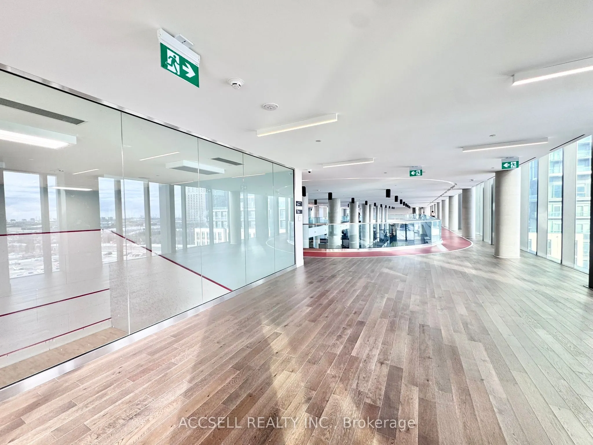185 Millway Avenue, #W702