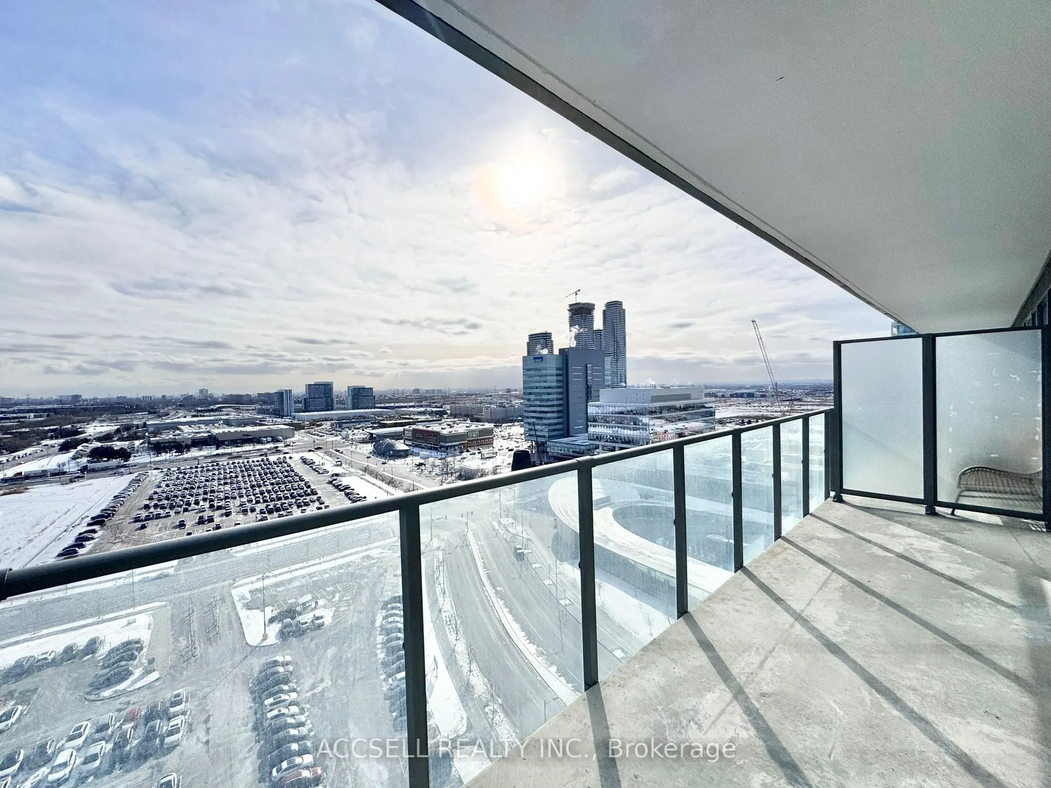 185 Millway Avenue, #W2805