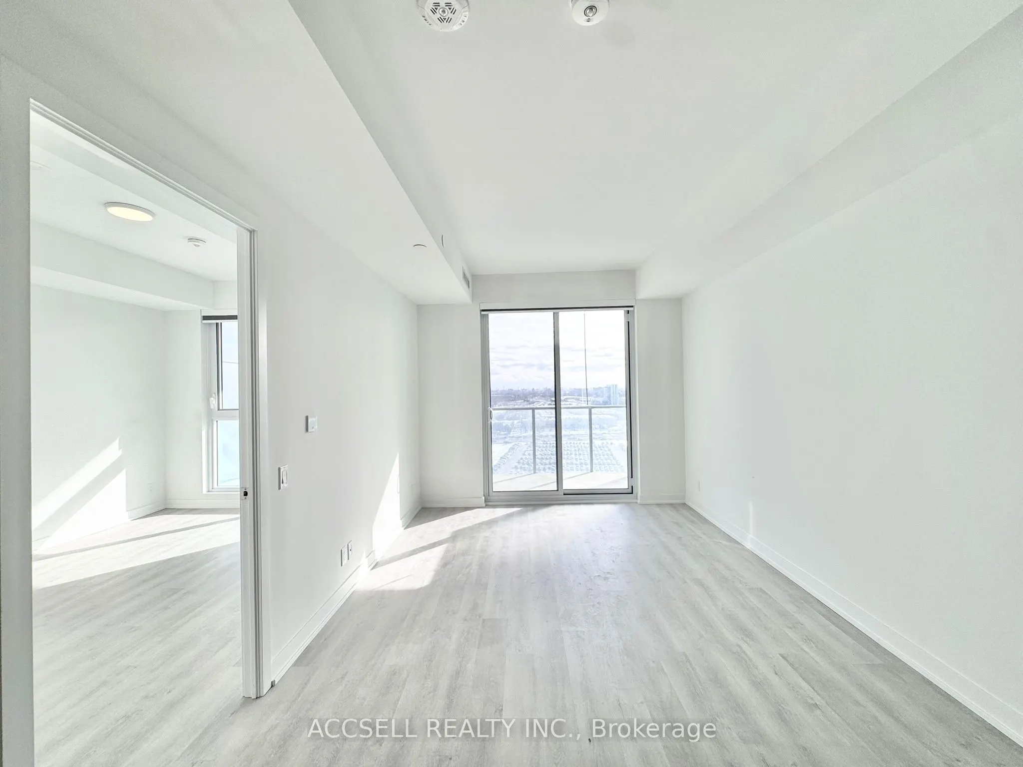 185 Millway Avenue, #W2805