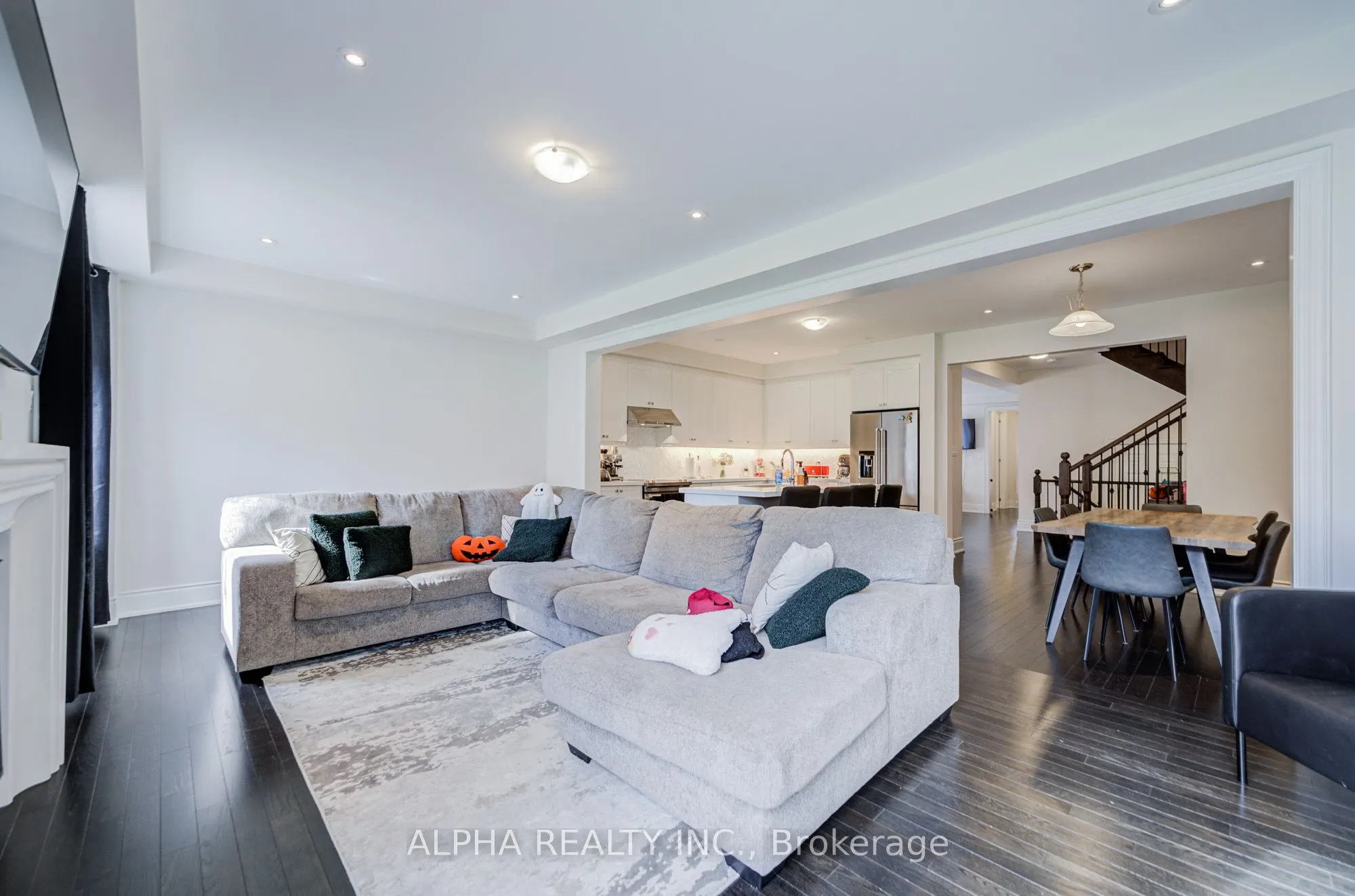 45 Kentledge Avenue