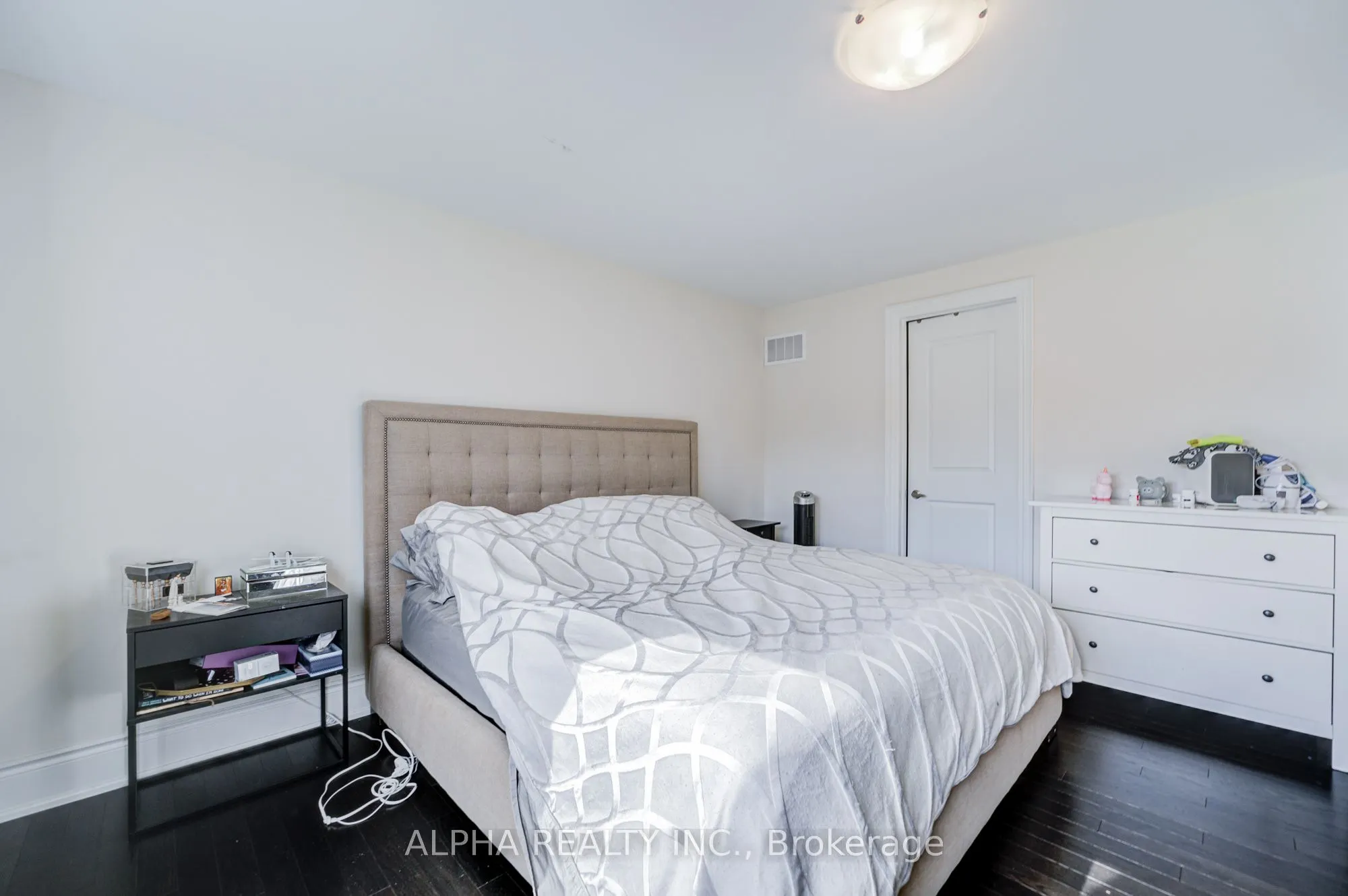 45 Kentledge Avenue