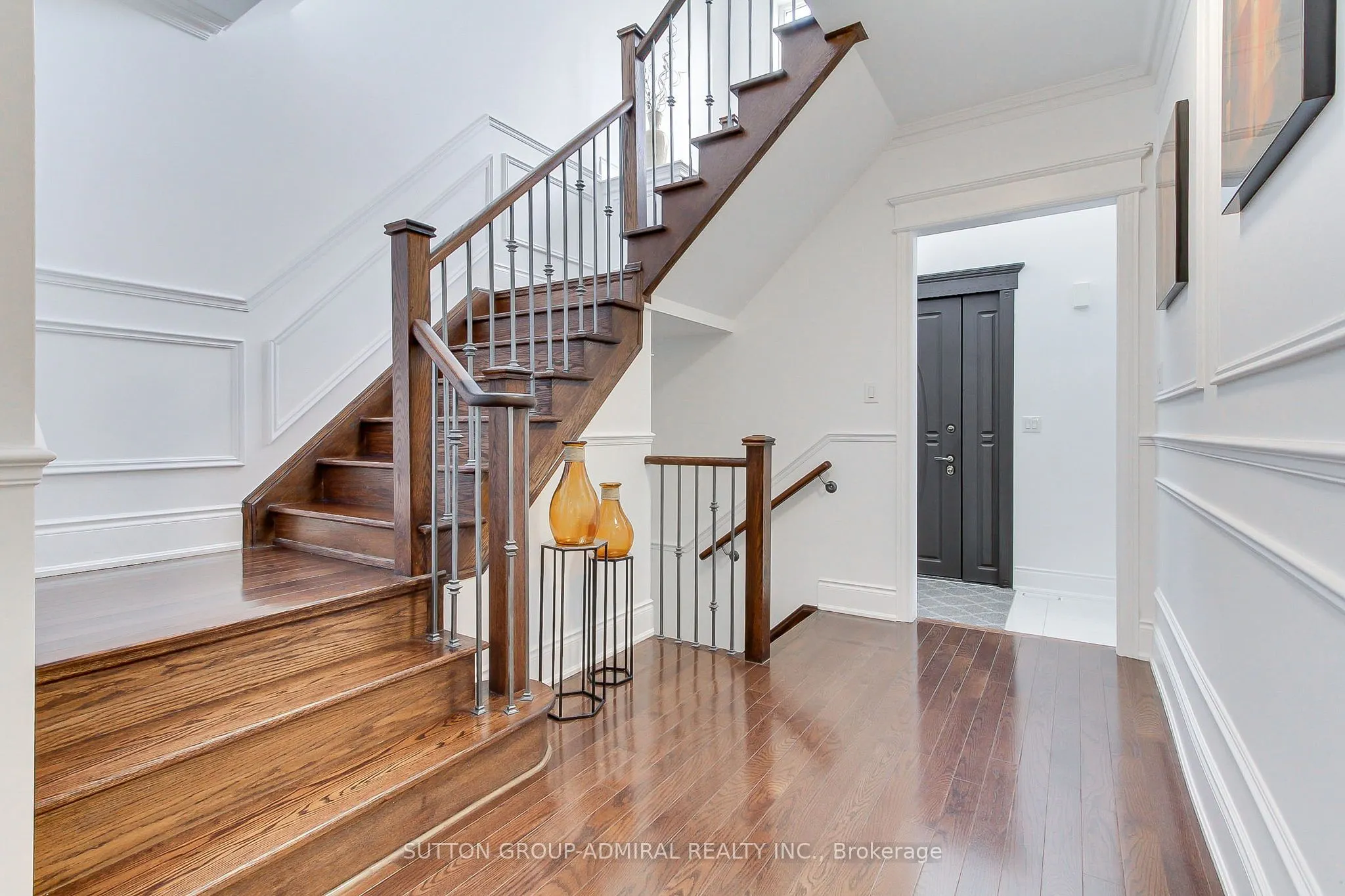 8 Aegis Drive