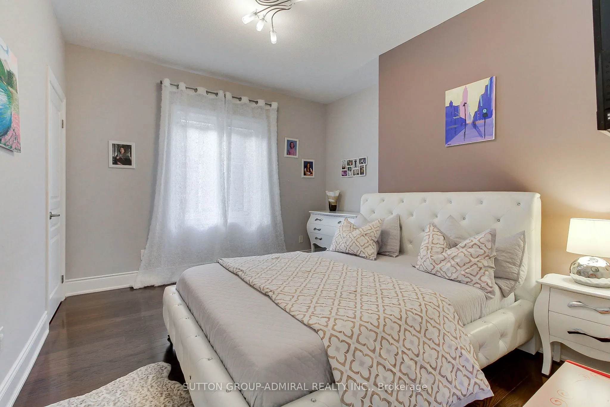 8 Aegis Drive