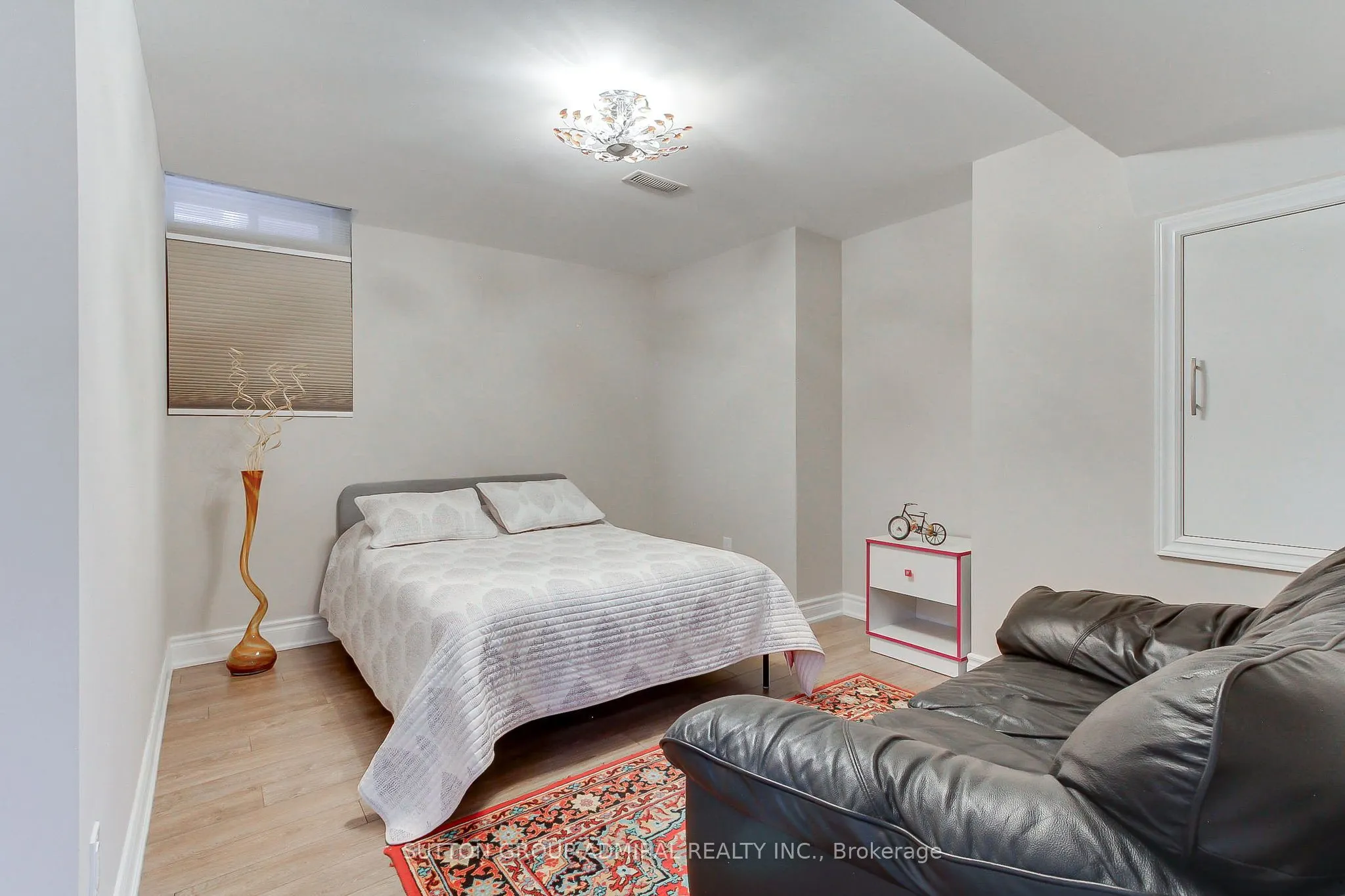 8 Aegis Drive