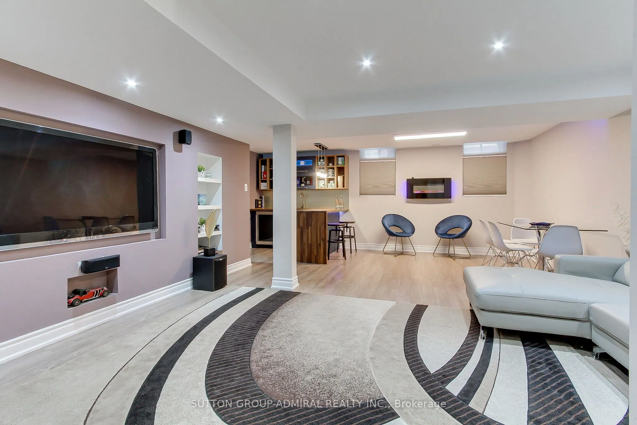 8 Aegis Drive