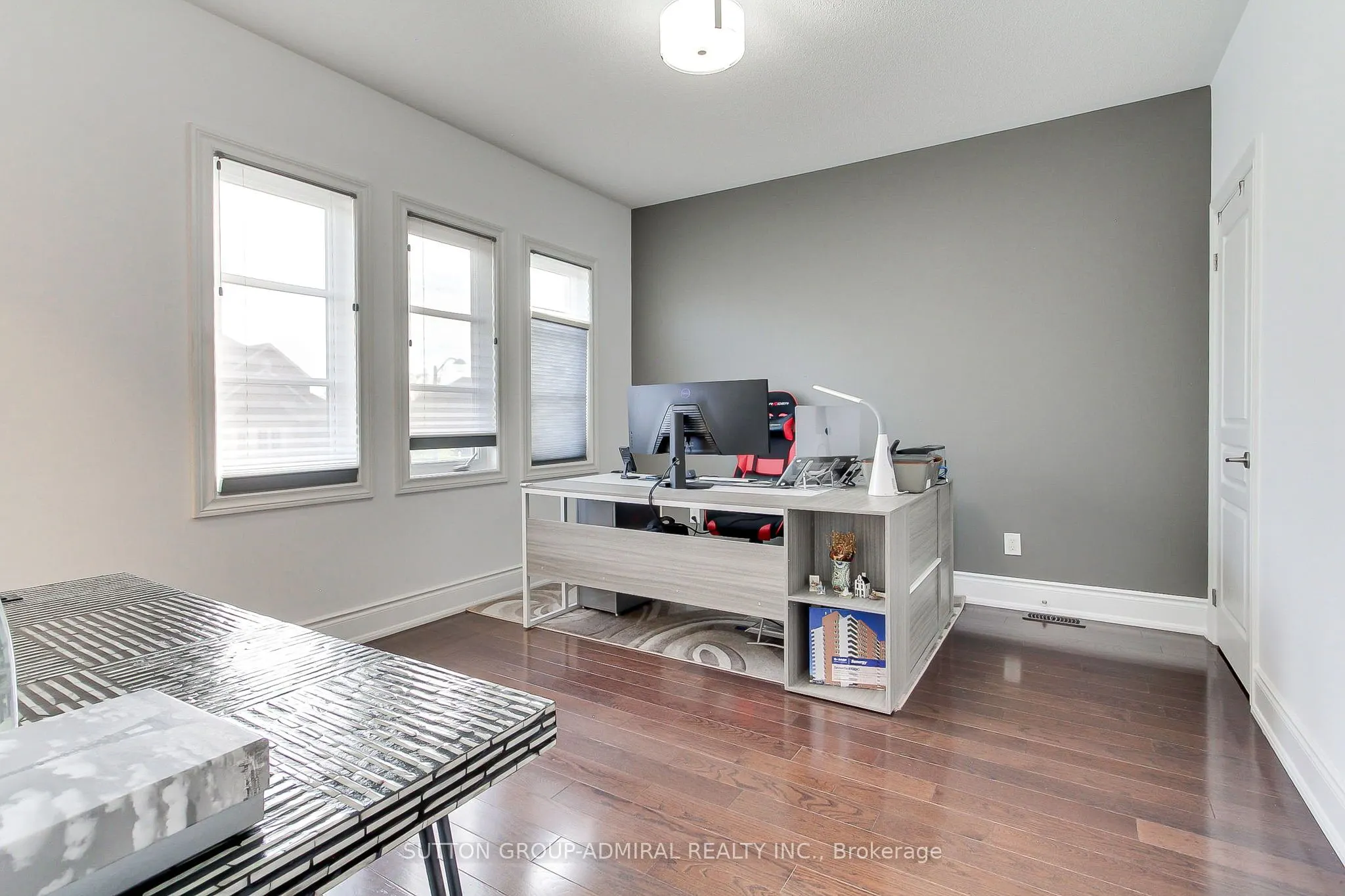 8 Aegis Drive