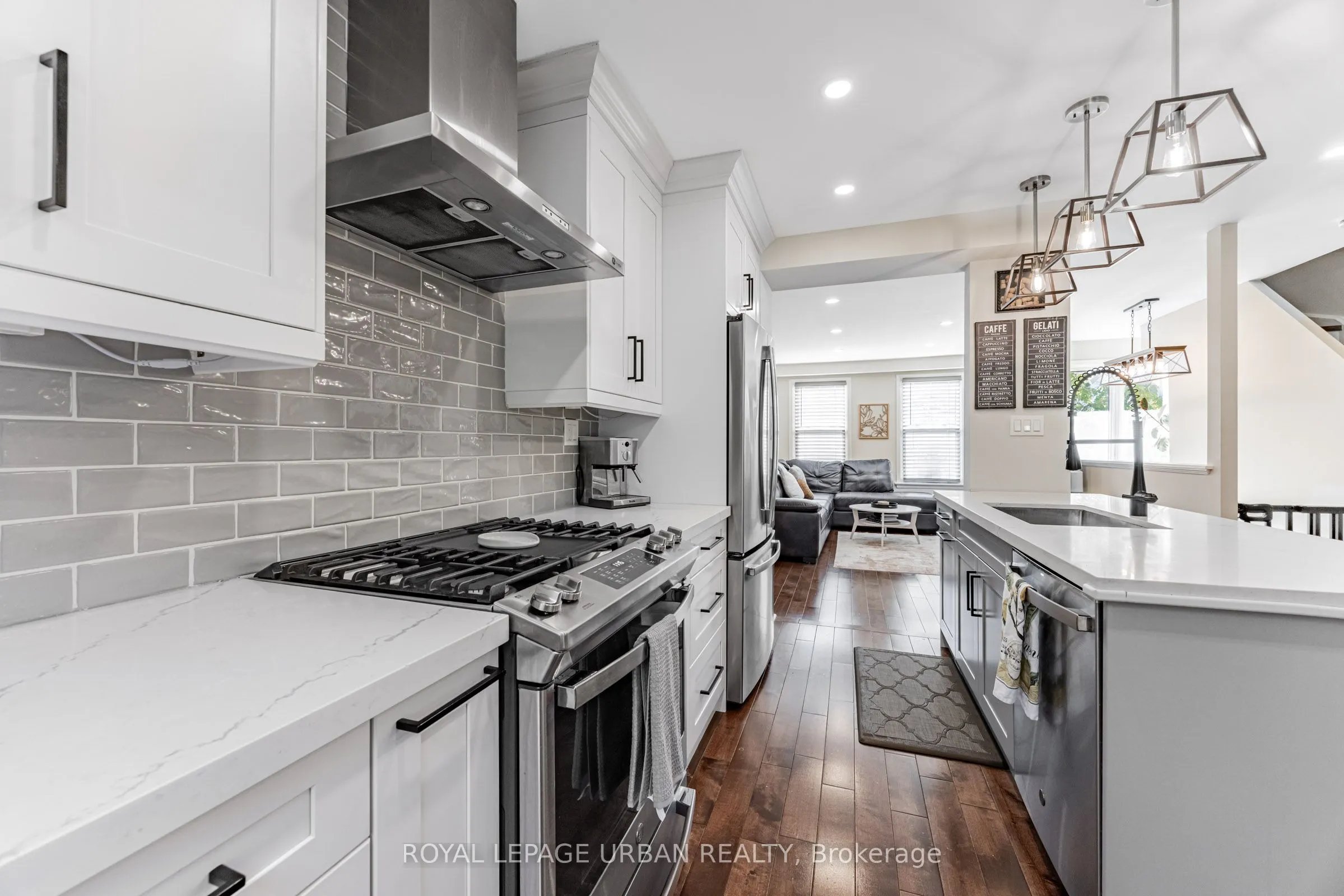 1684 John Street, #16