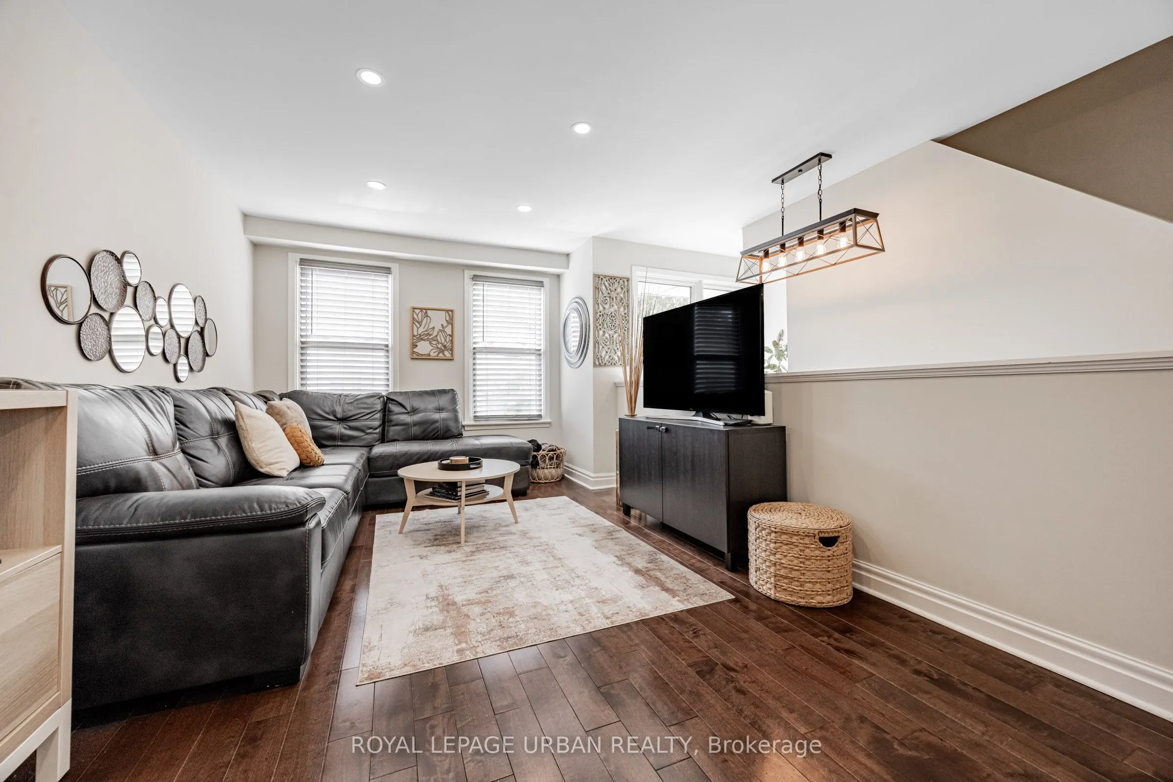 1684 John Street, #16