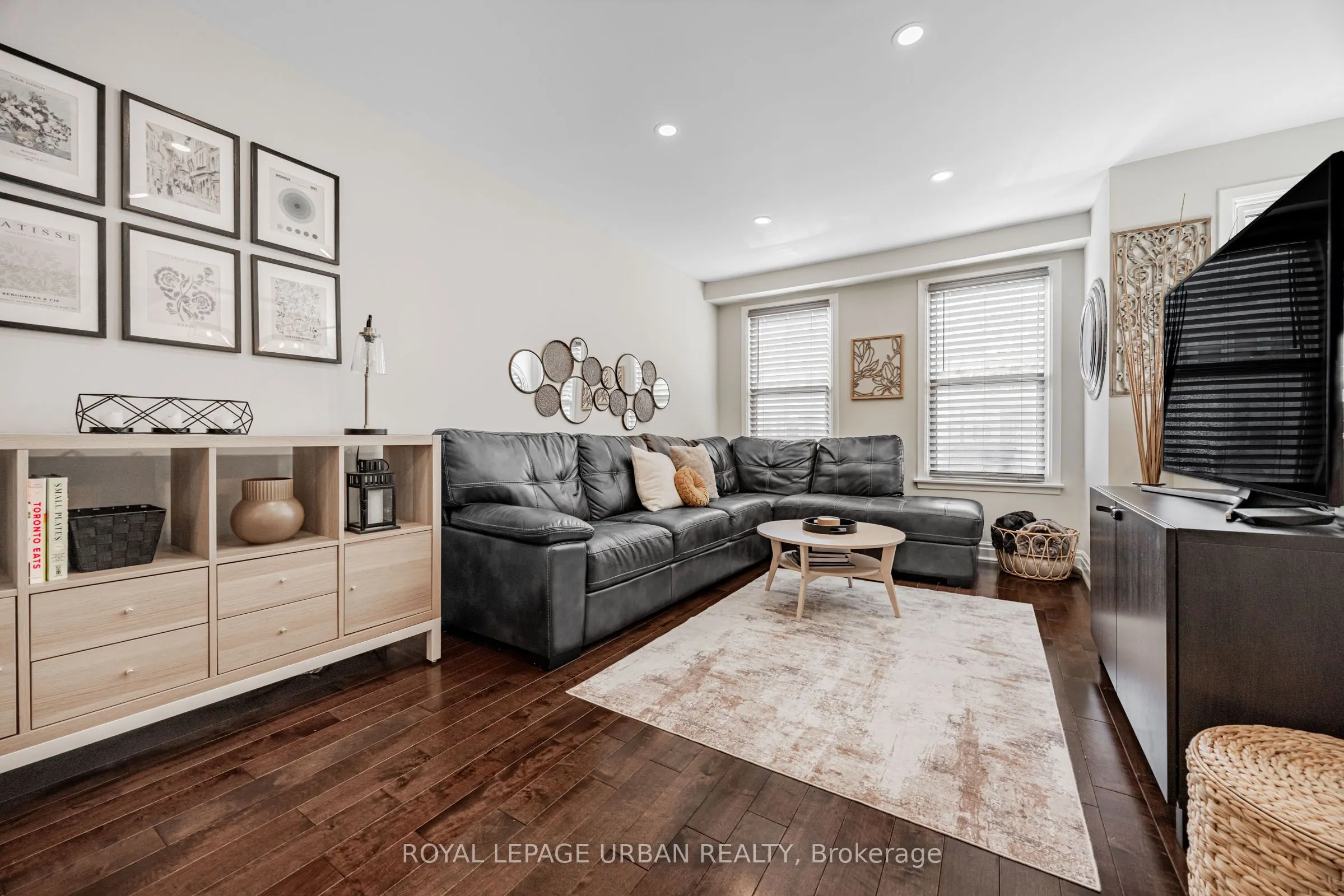 1684 John Street, #16