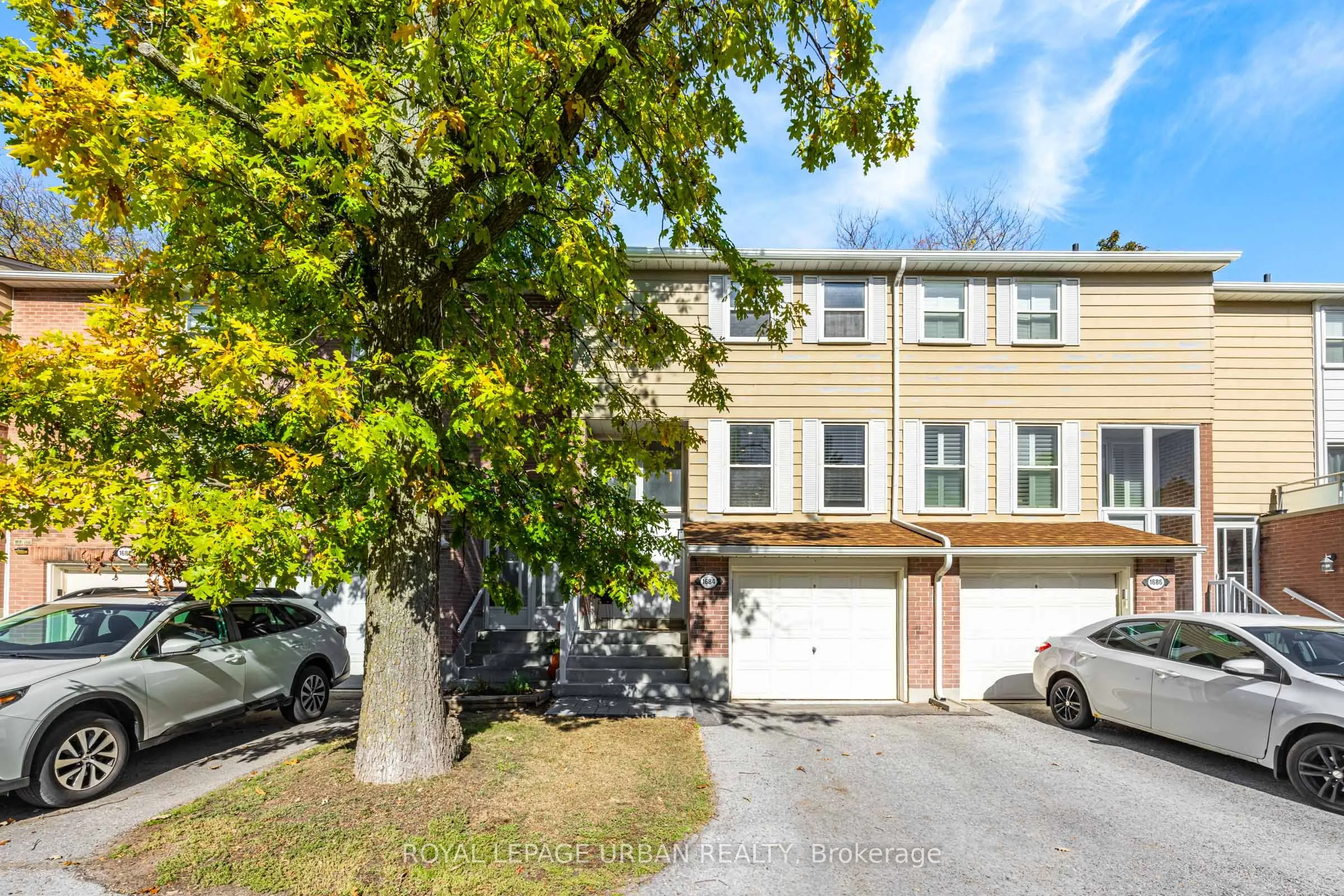 1684 John Street, #16