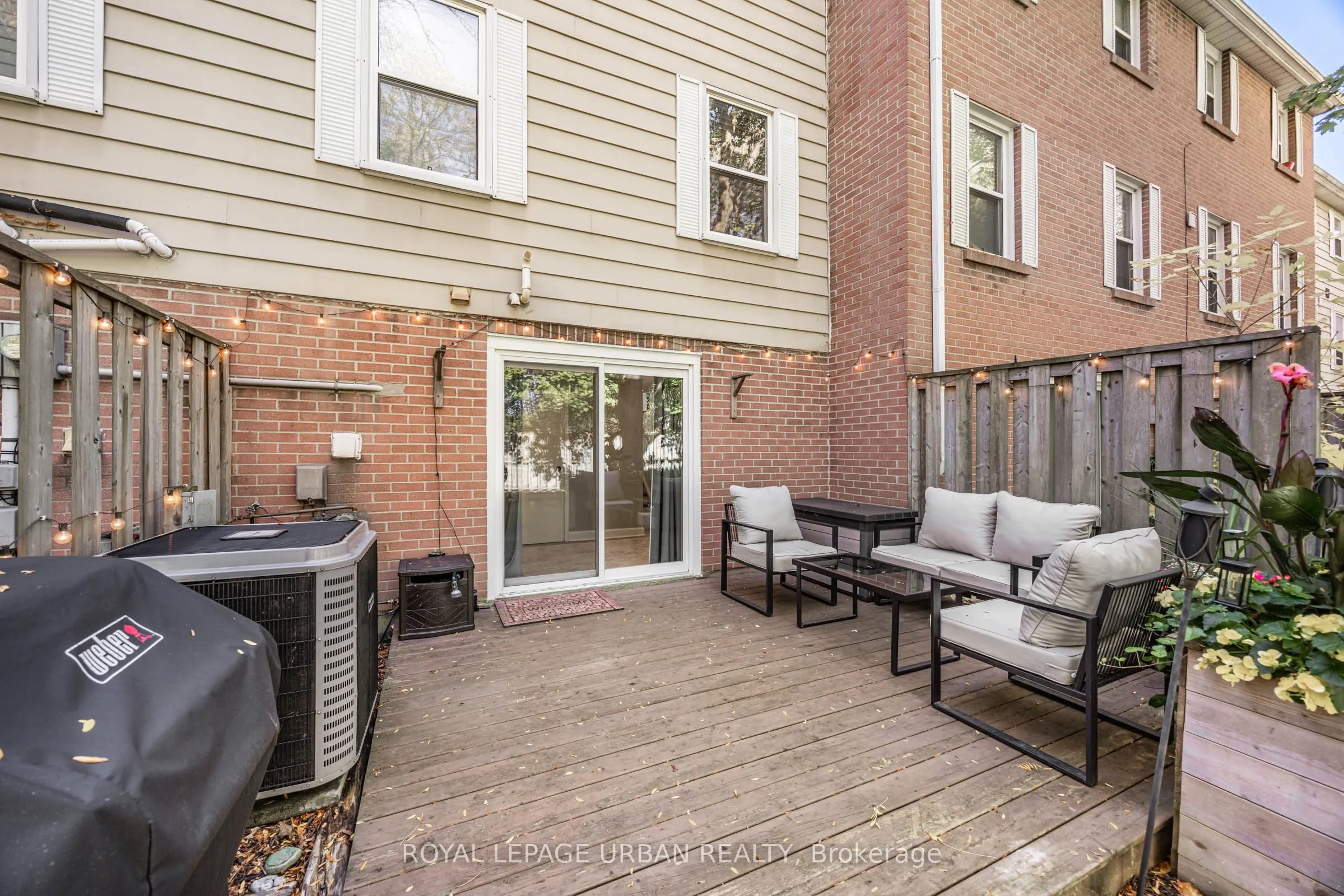 1684 John Street, #16