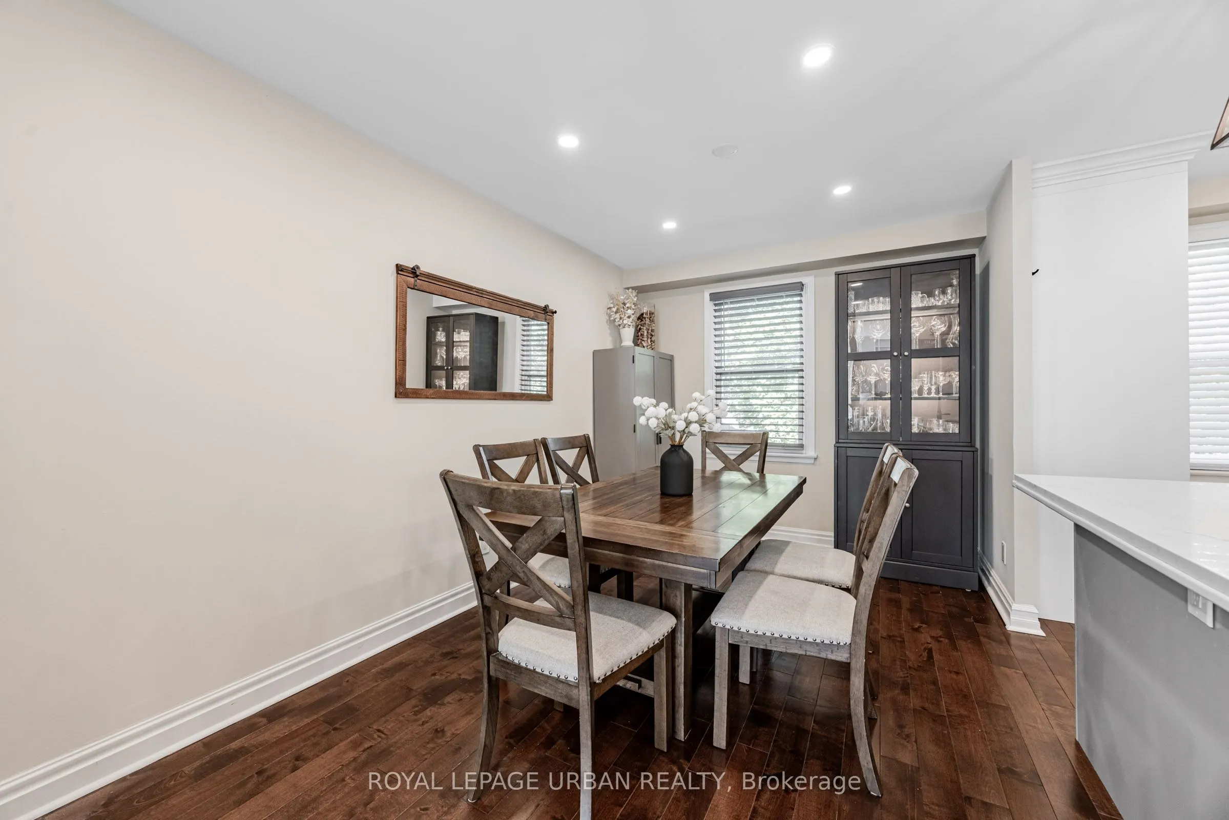 1684 John Street, #16