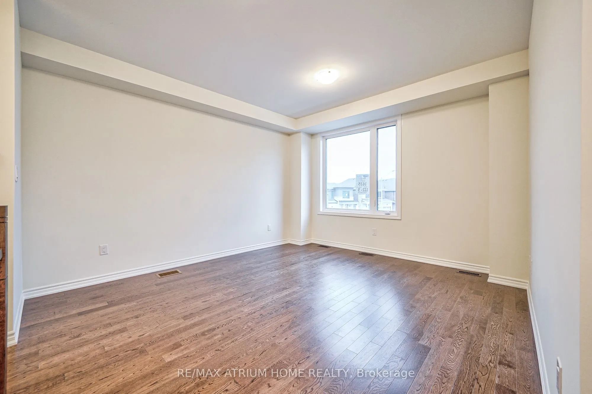 4 Thomas Frisby Jr. Crescent