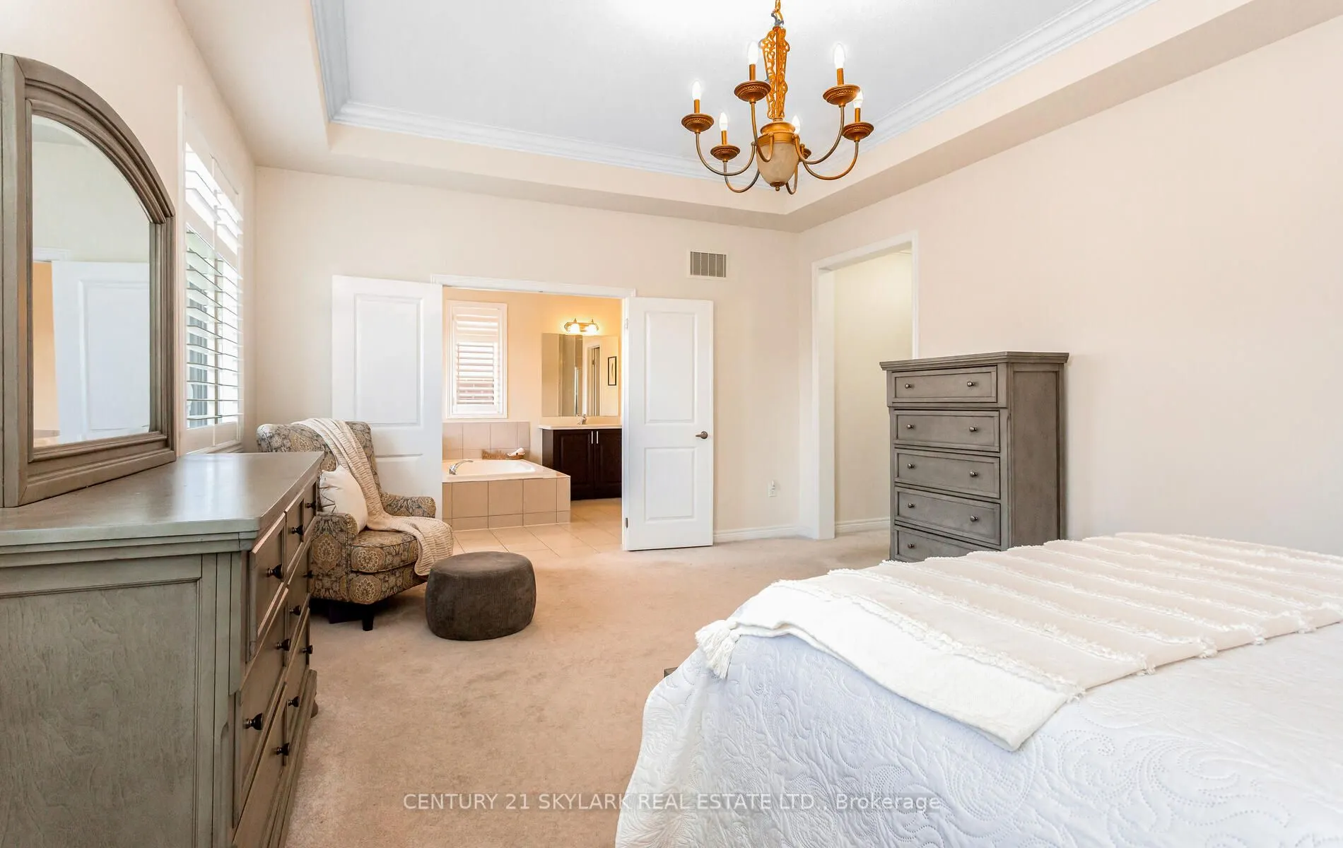 20 Nocturne Avenue