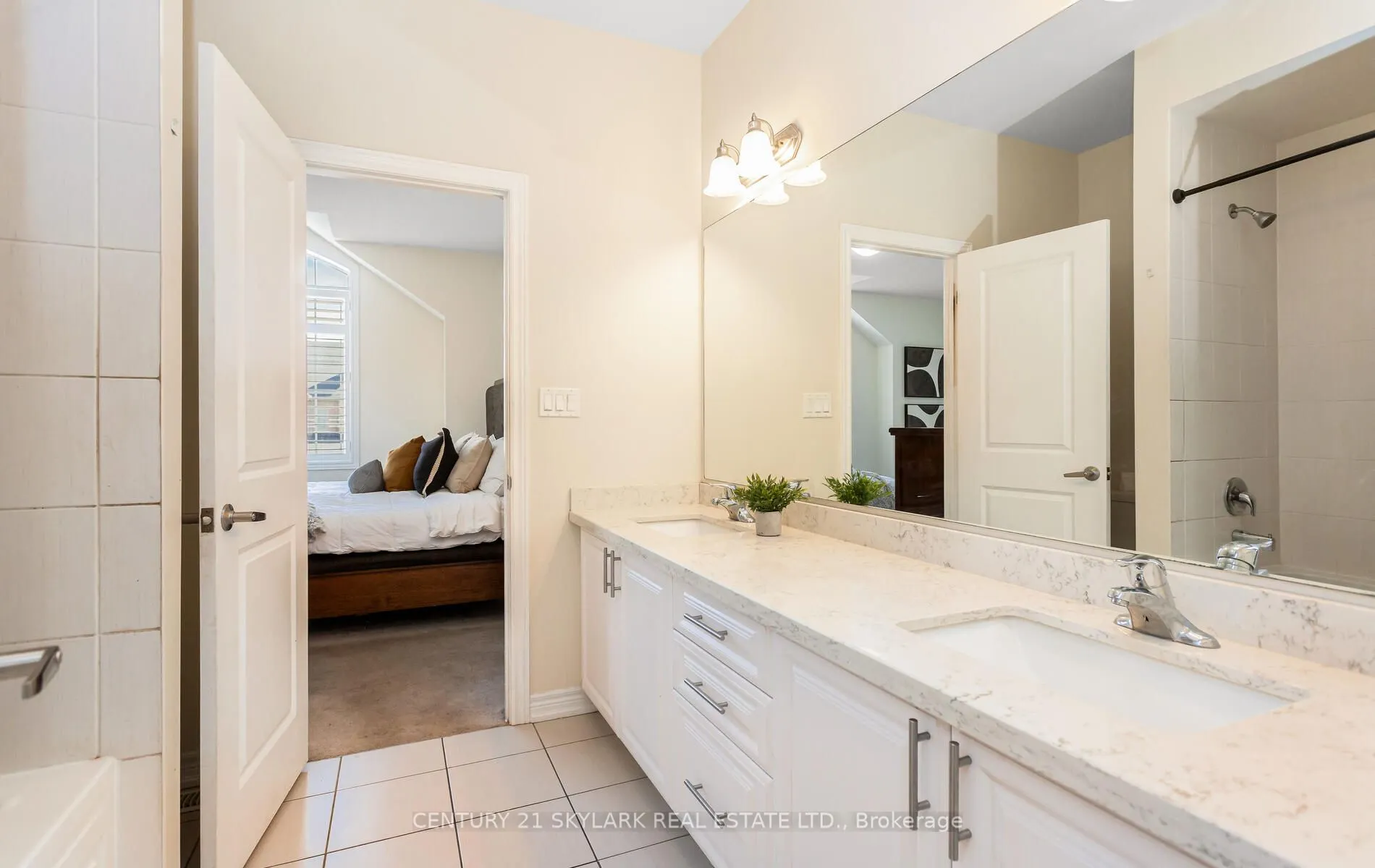 20 Nocturne Avenue