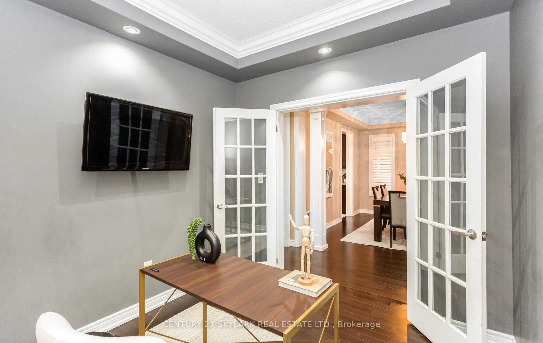 20 Nocturne Avenue