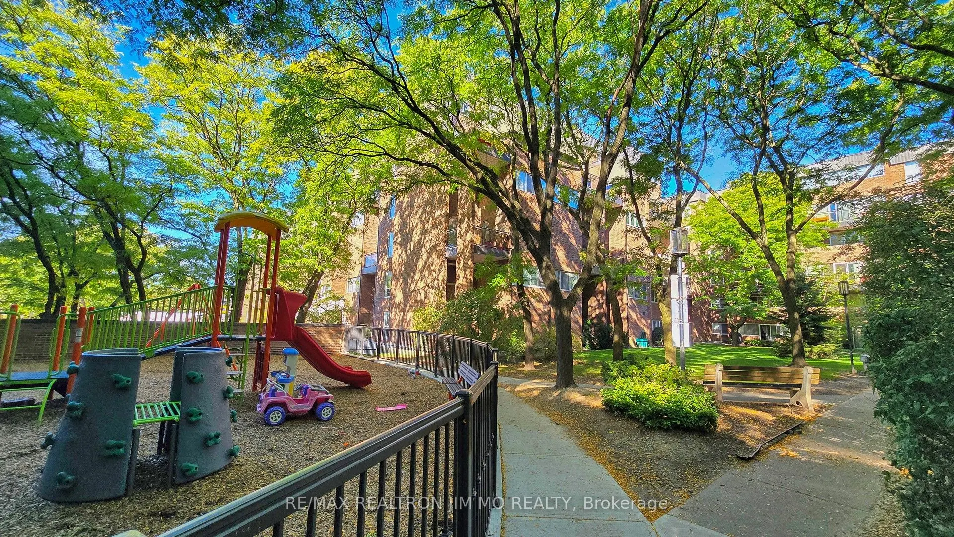 16 Elgin Street, #332