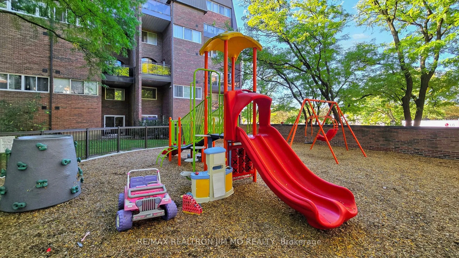 16 Elgin Street, #332