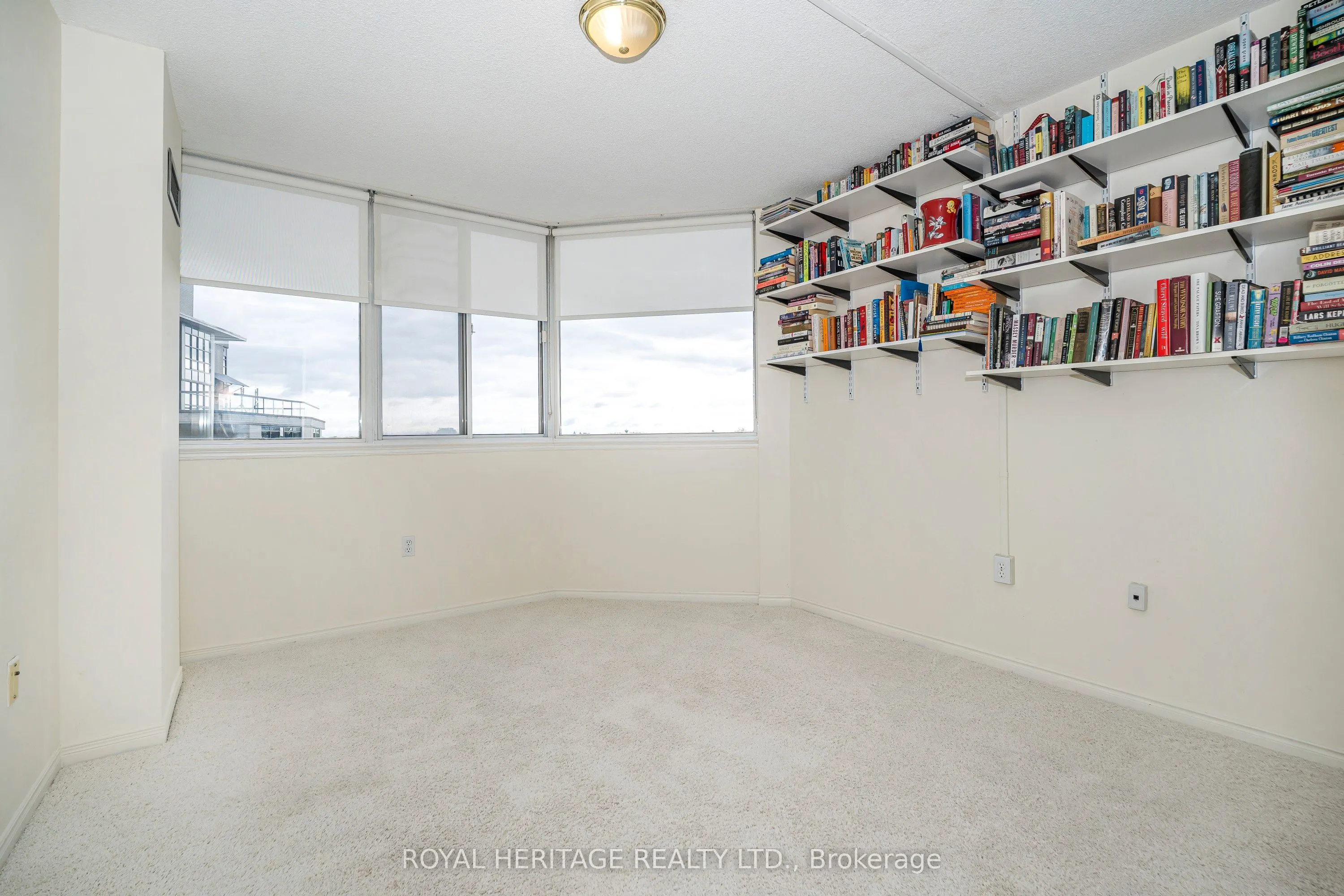270 Davis Drive, #809