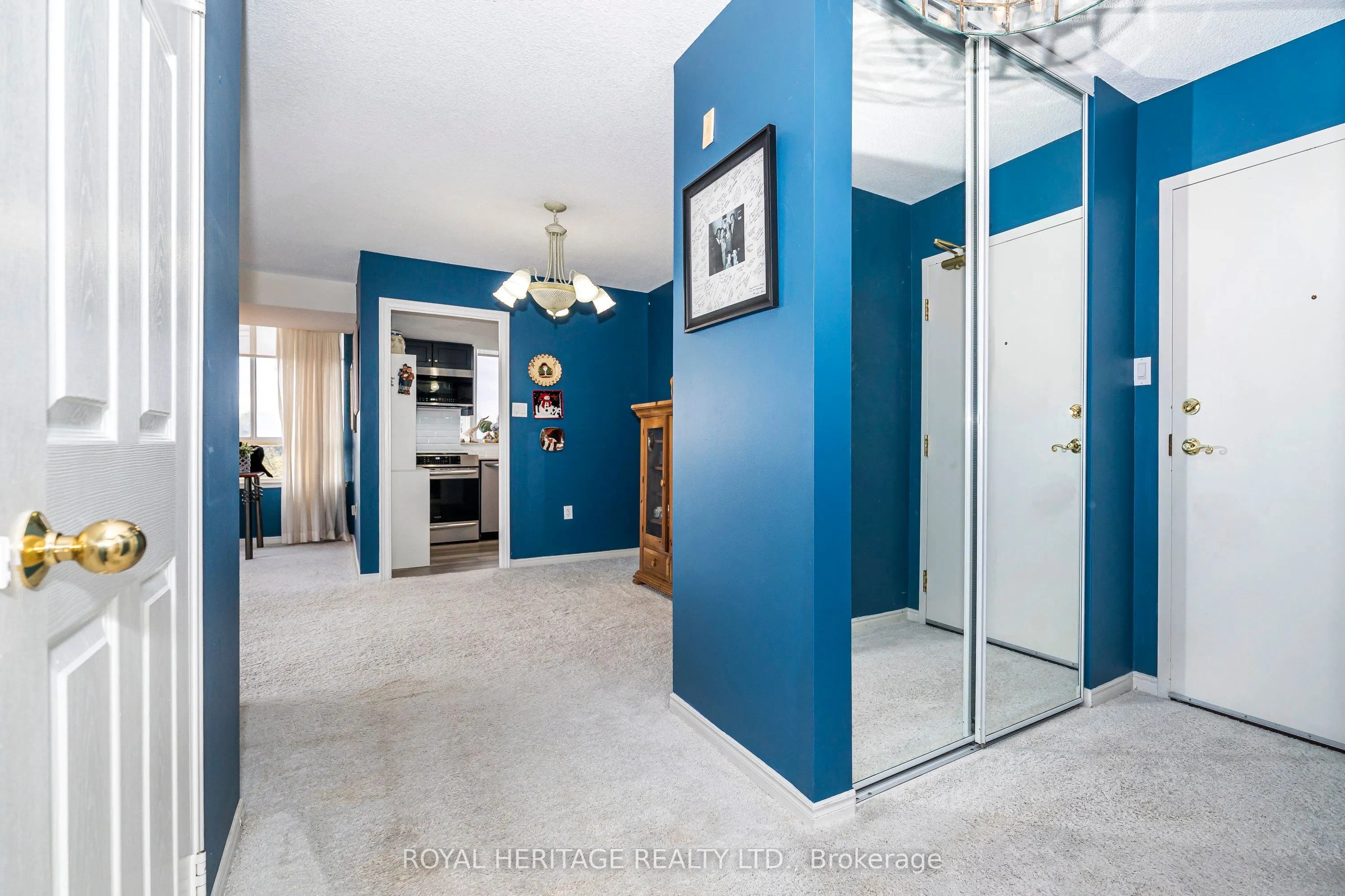 270 Davis Drive, #809