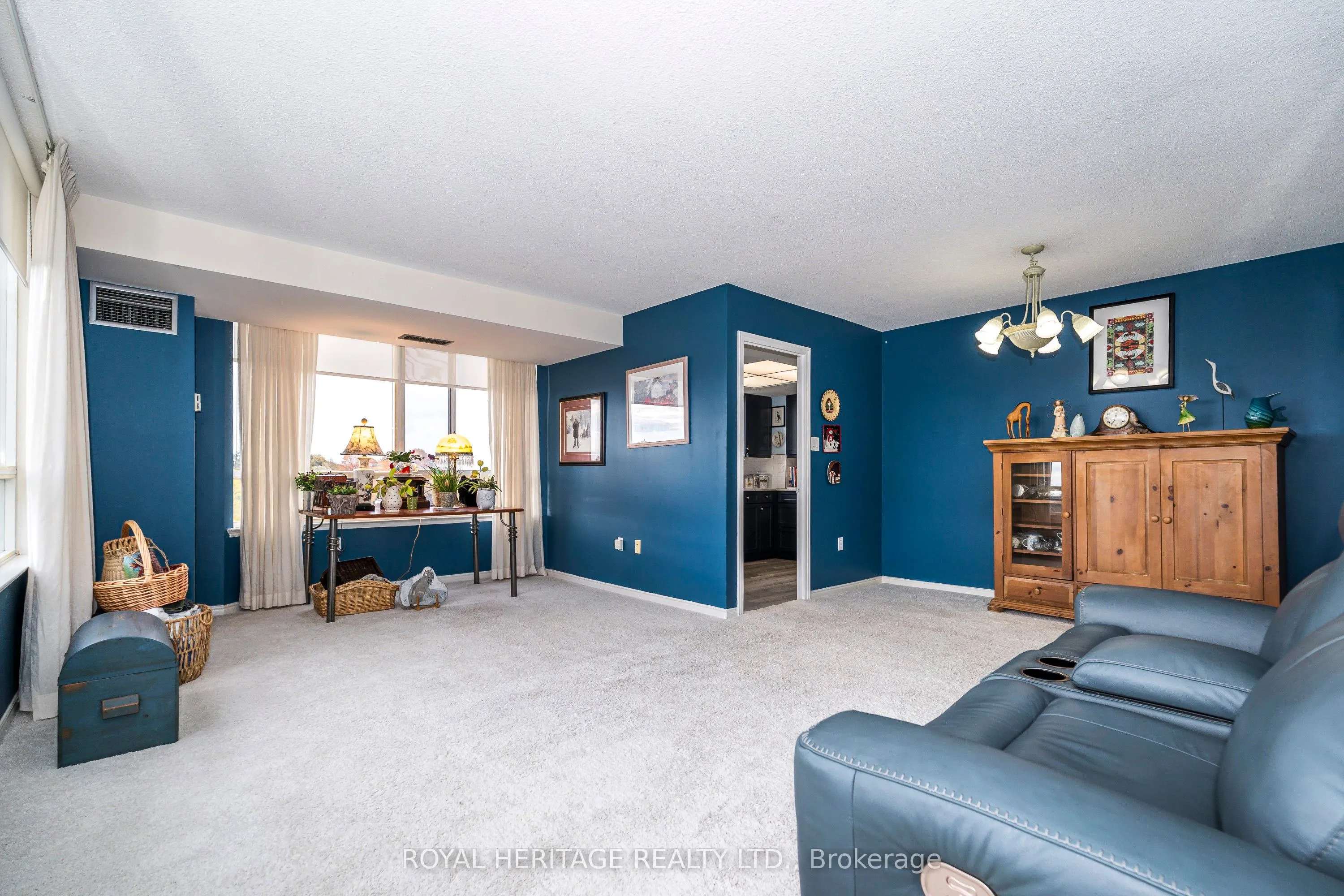 270 Davis Drive, #809