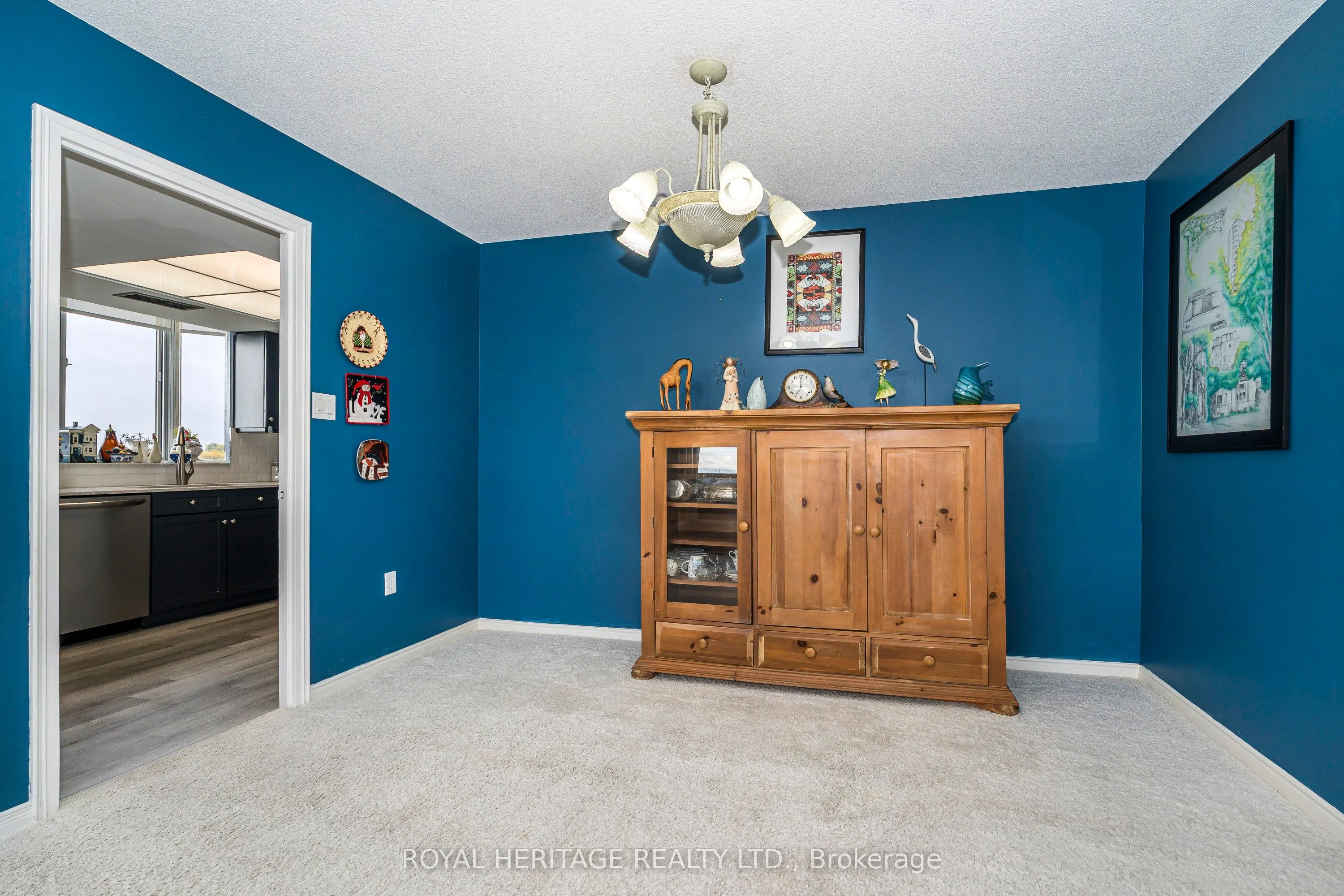 270 Davis Drive, #809