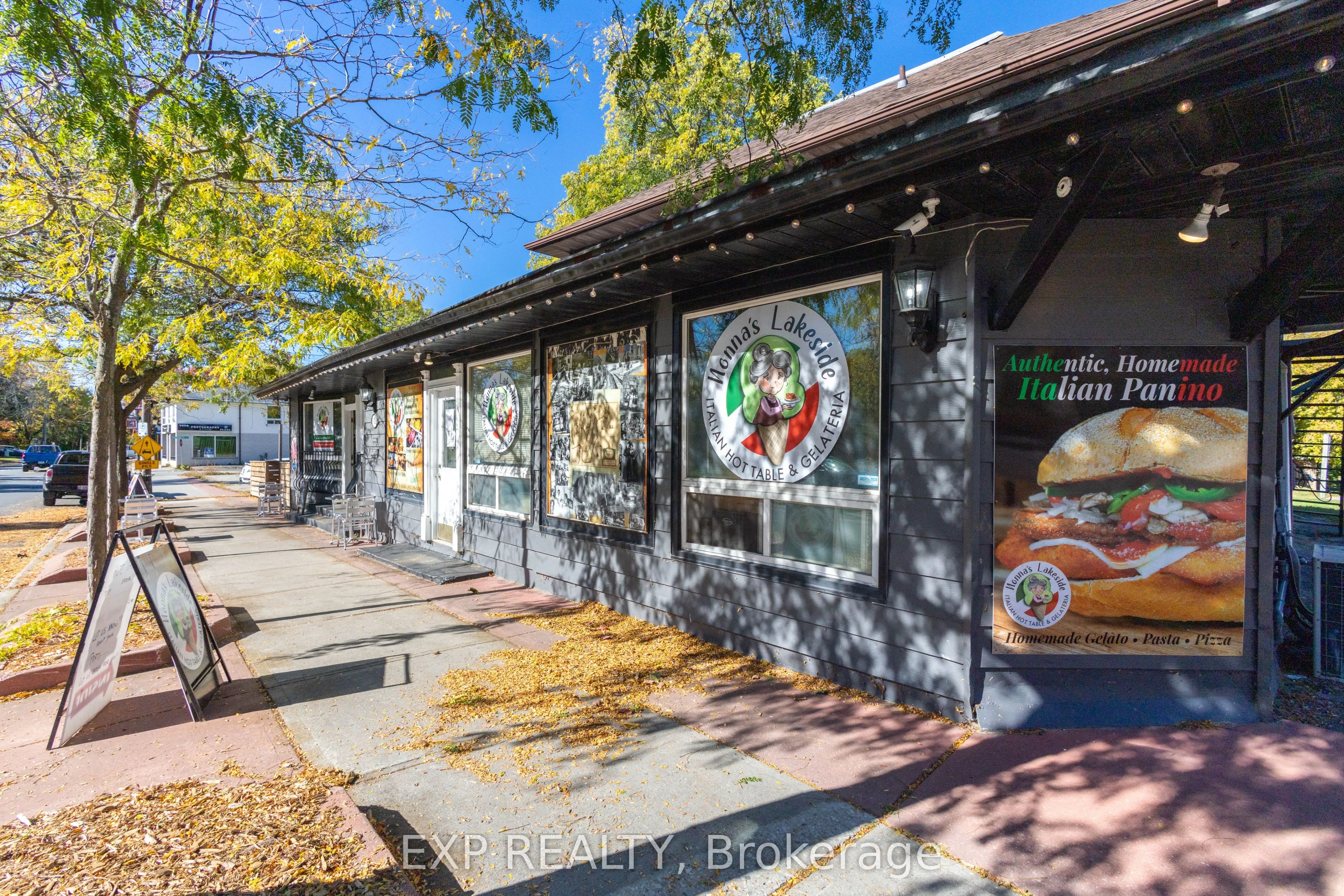 928 Lake Drive E, #104 & 105