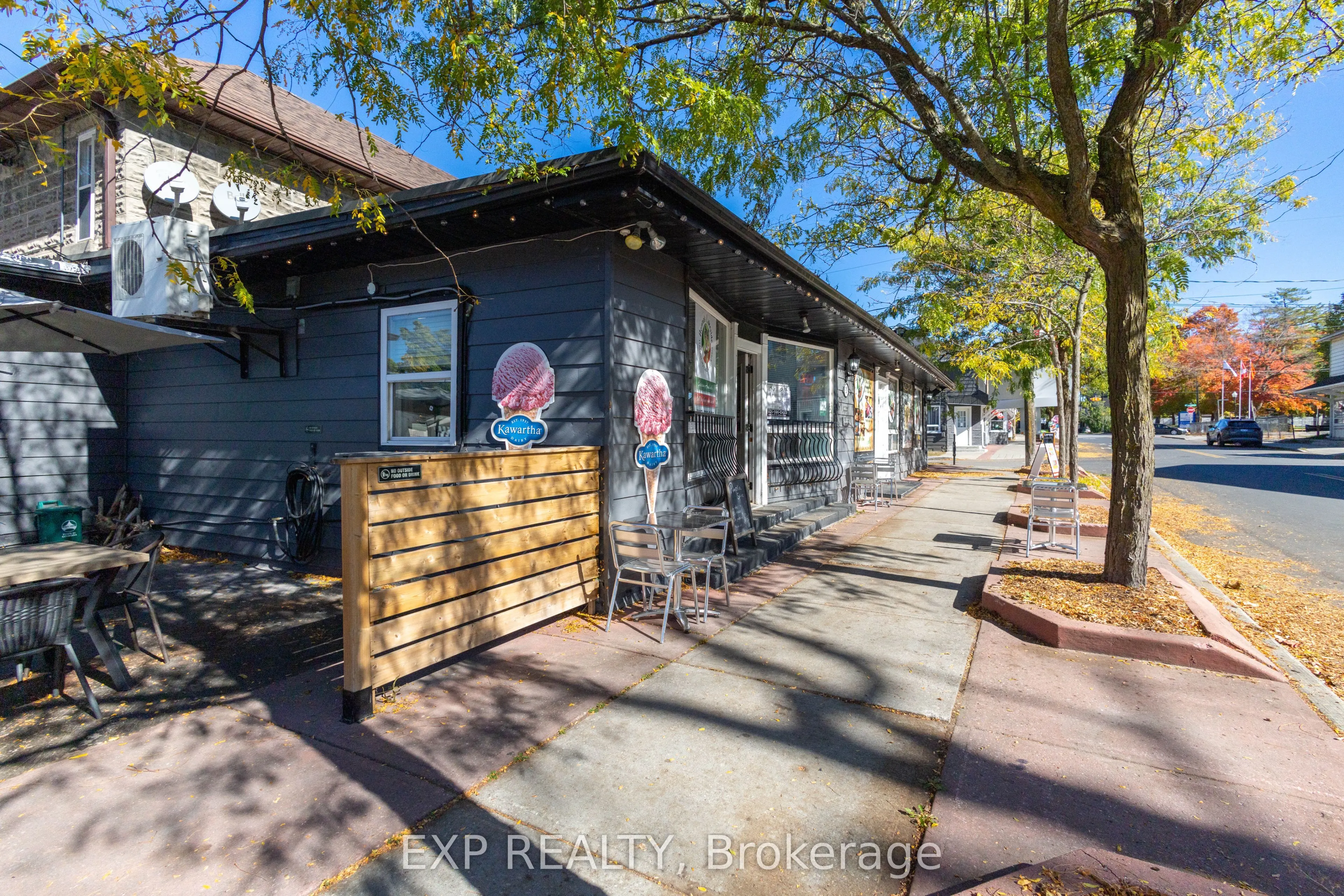 928 Lake Drive E, #104 & 105