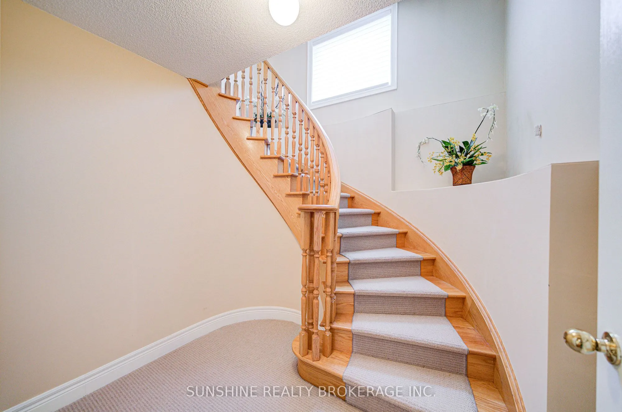 19 Aspen Leaf Court