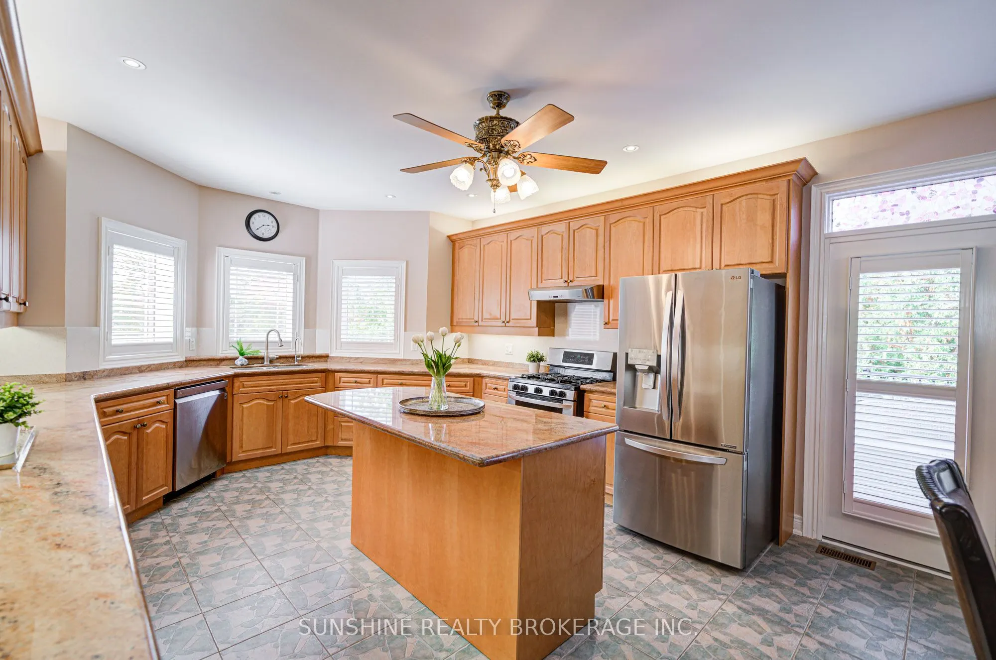 19 Aspen Leaf Court