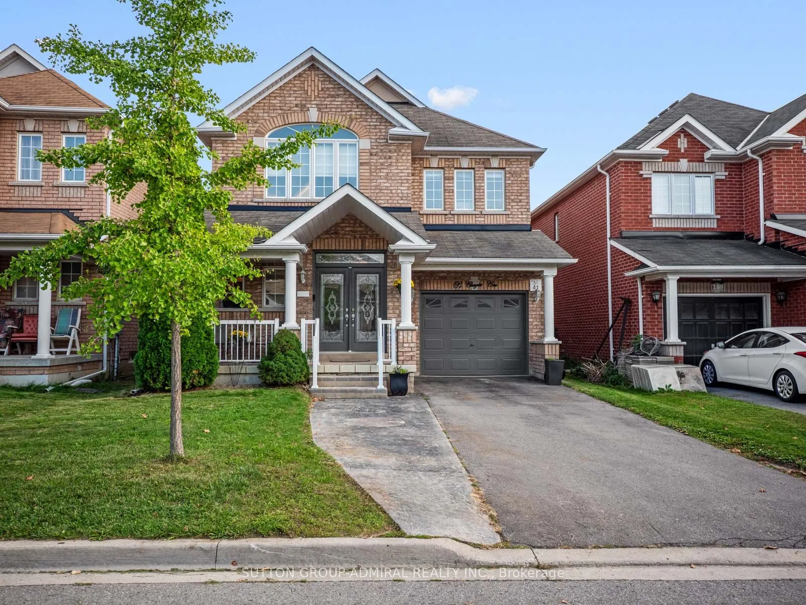 192 Chayna Crescent