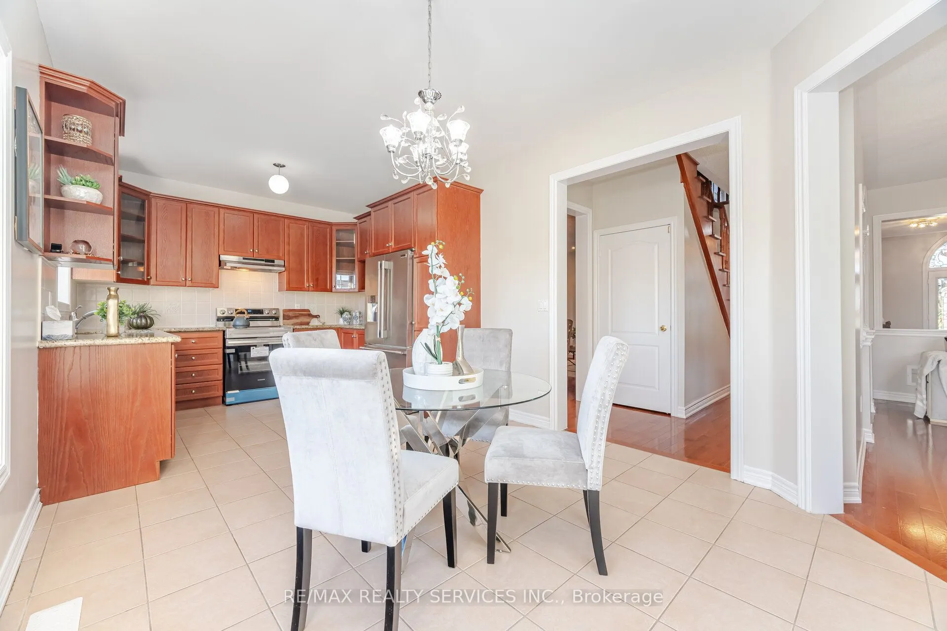 71 Ivy Glen Drive