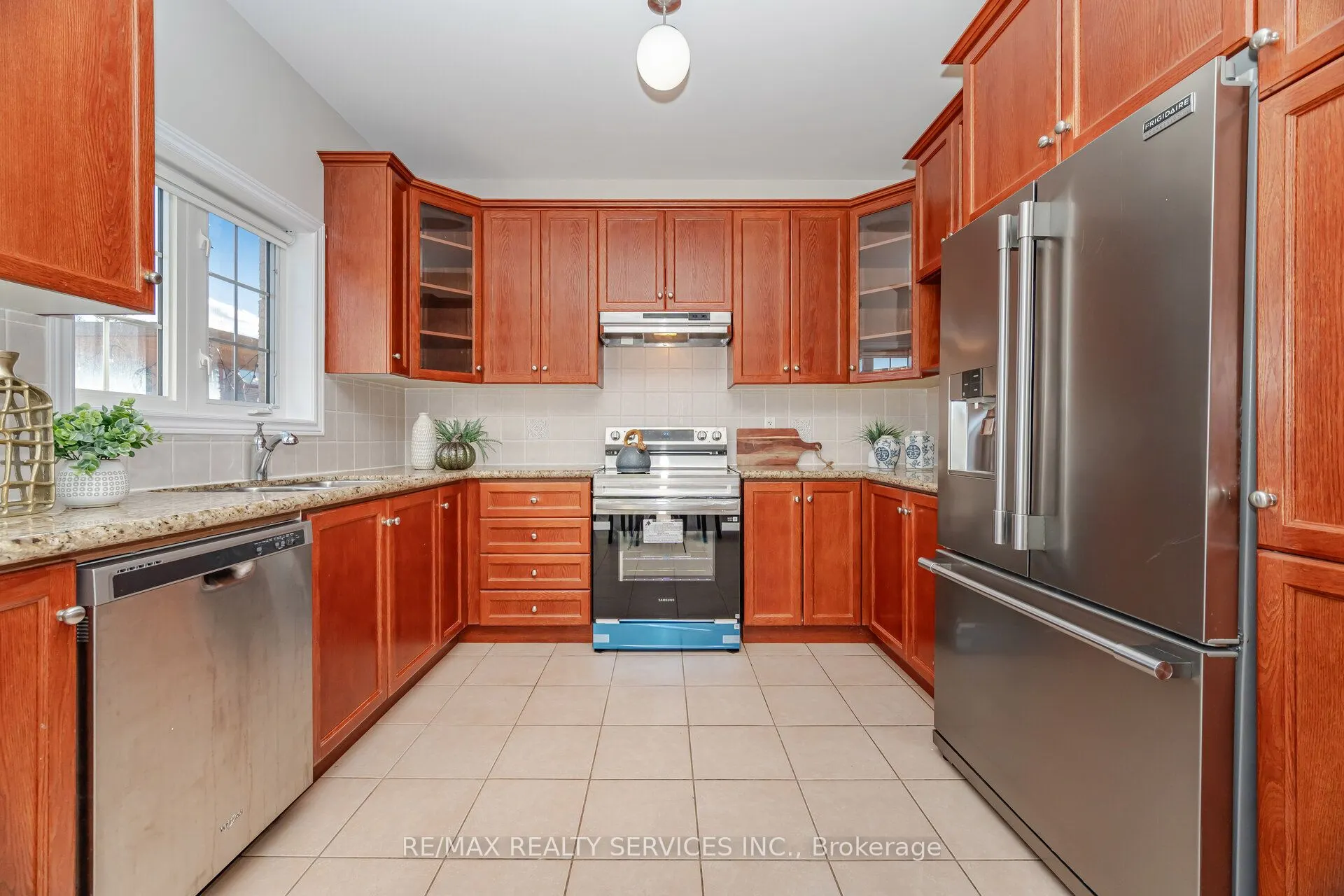 71 Ivy Glen Drive