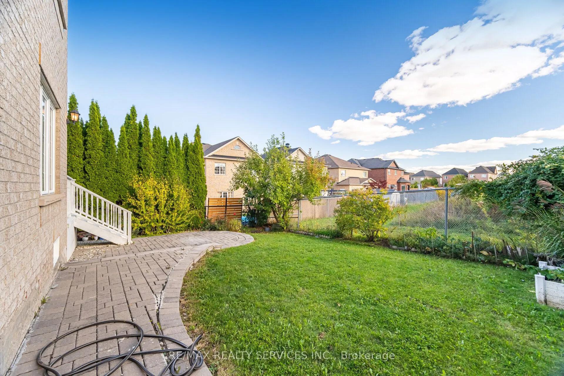 71 Ivy Glen Drive
