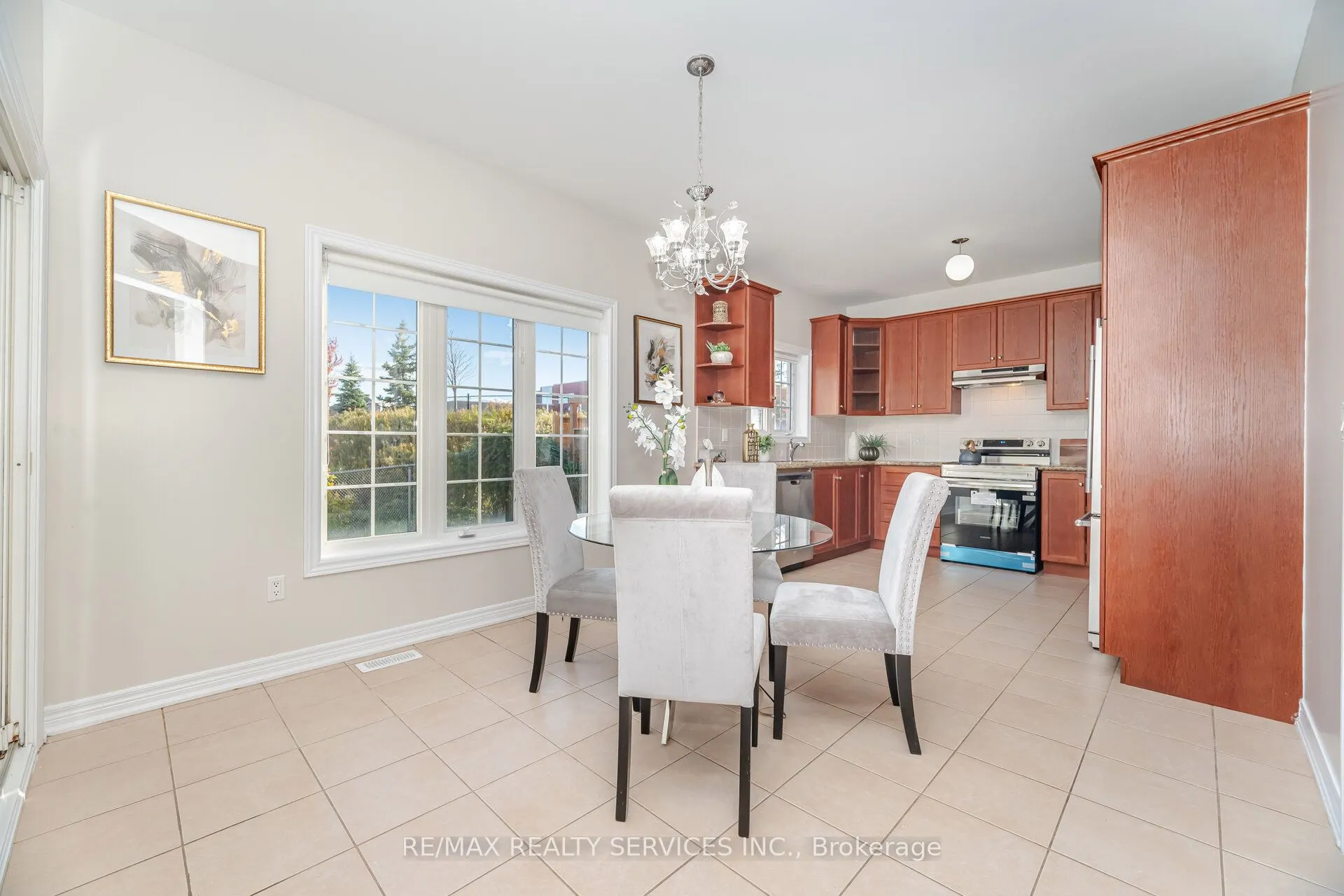 71 Ivy Glen Drive