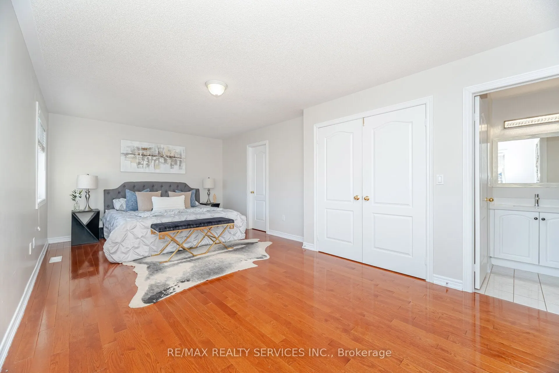 71 Ivy Glen Drive