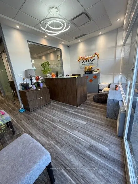 10212 Yonge Street, #Ground Floor