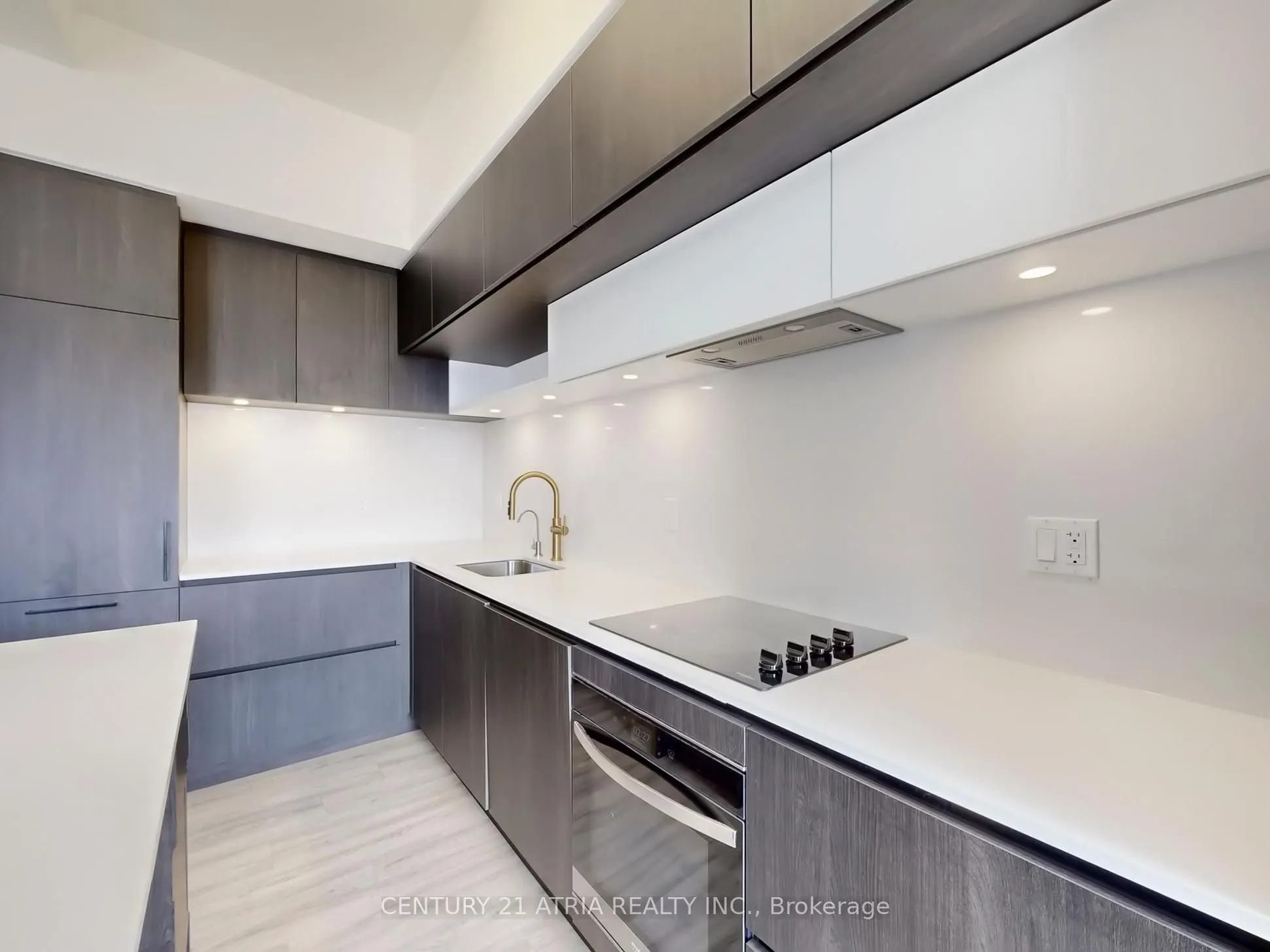 8 Steckley House Lane, #216