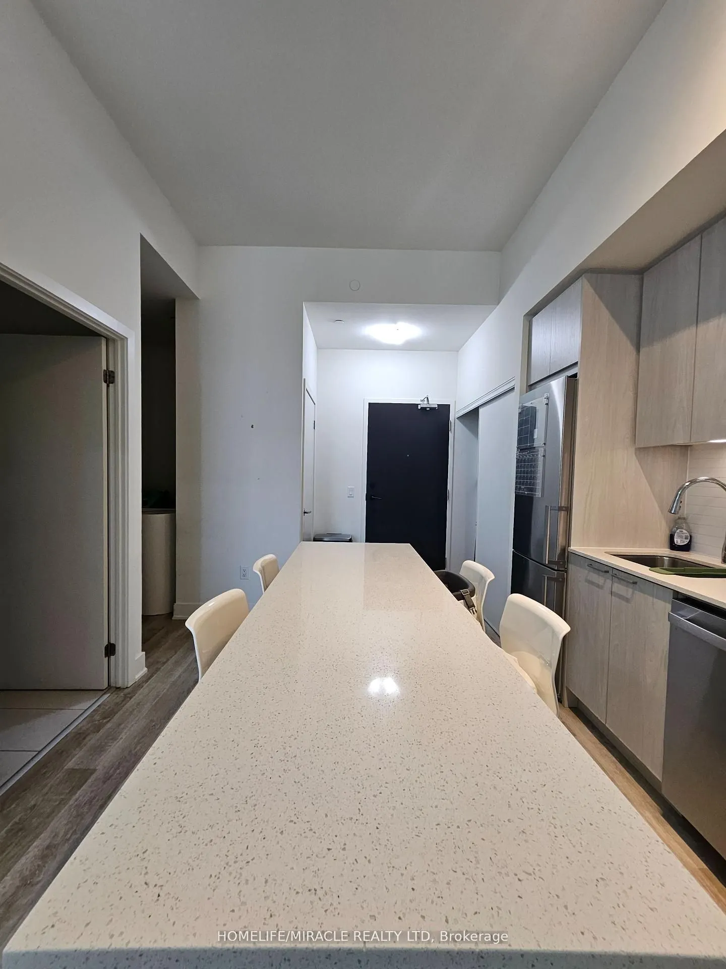 185 DEERFIELD Road, #116