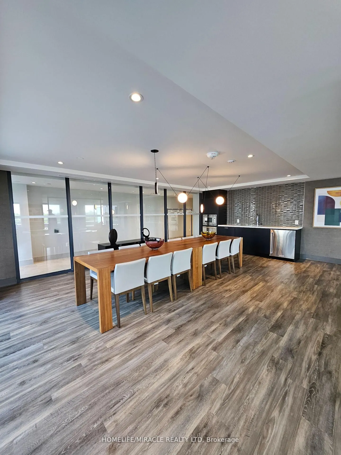 185 DEERFIELD Road, #116