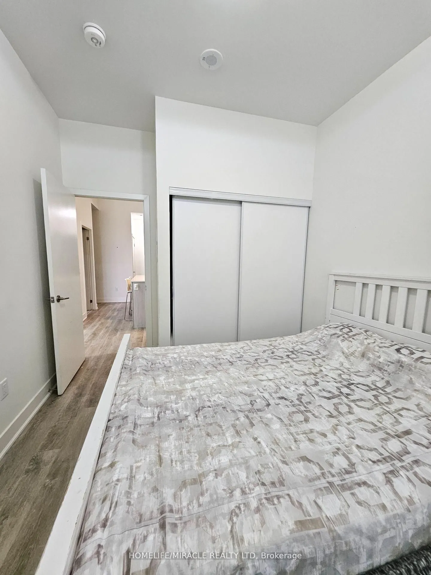 185 DEERFIELD Road, #116