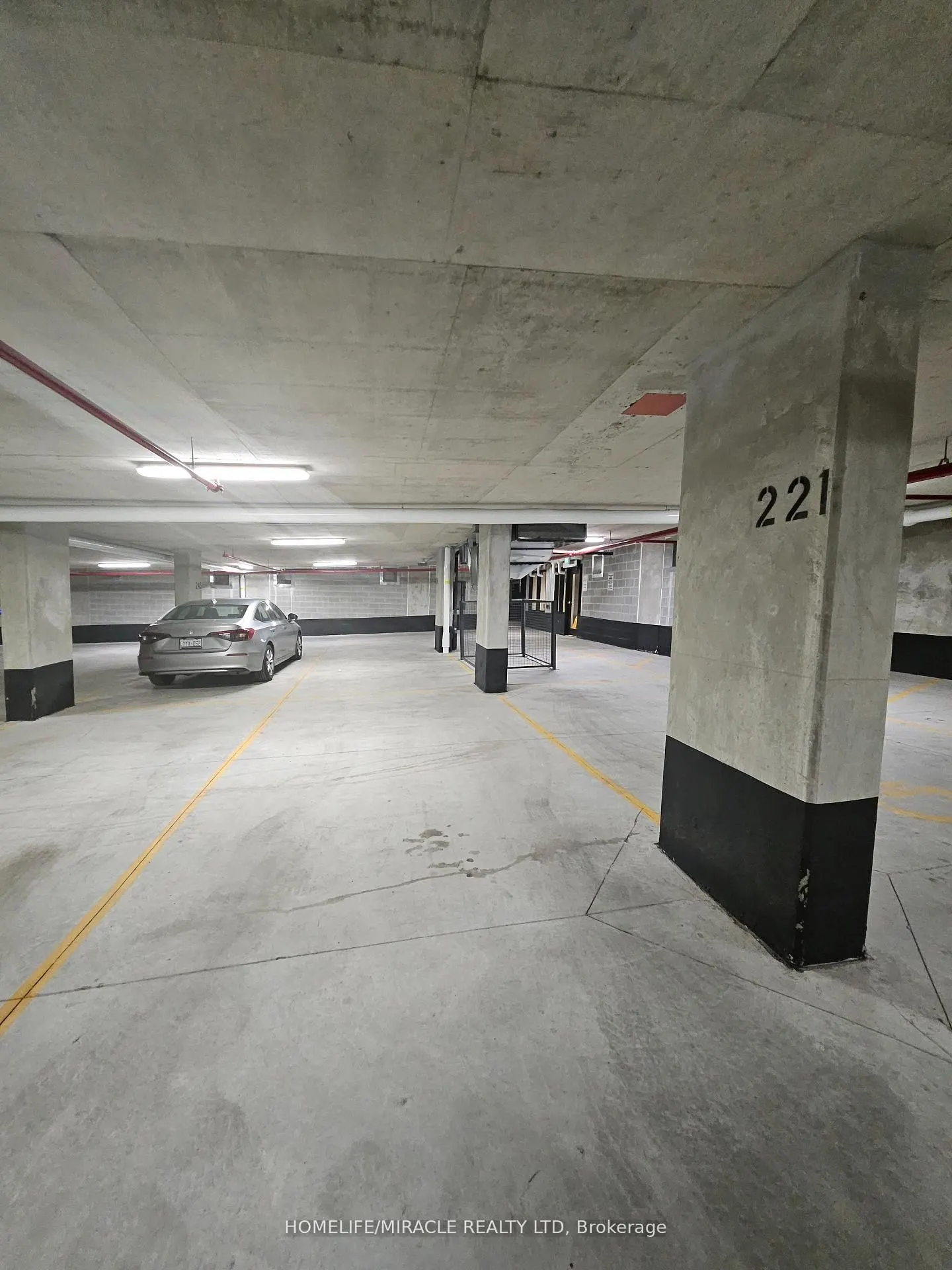 185 DEERFIELD Road, #116