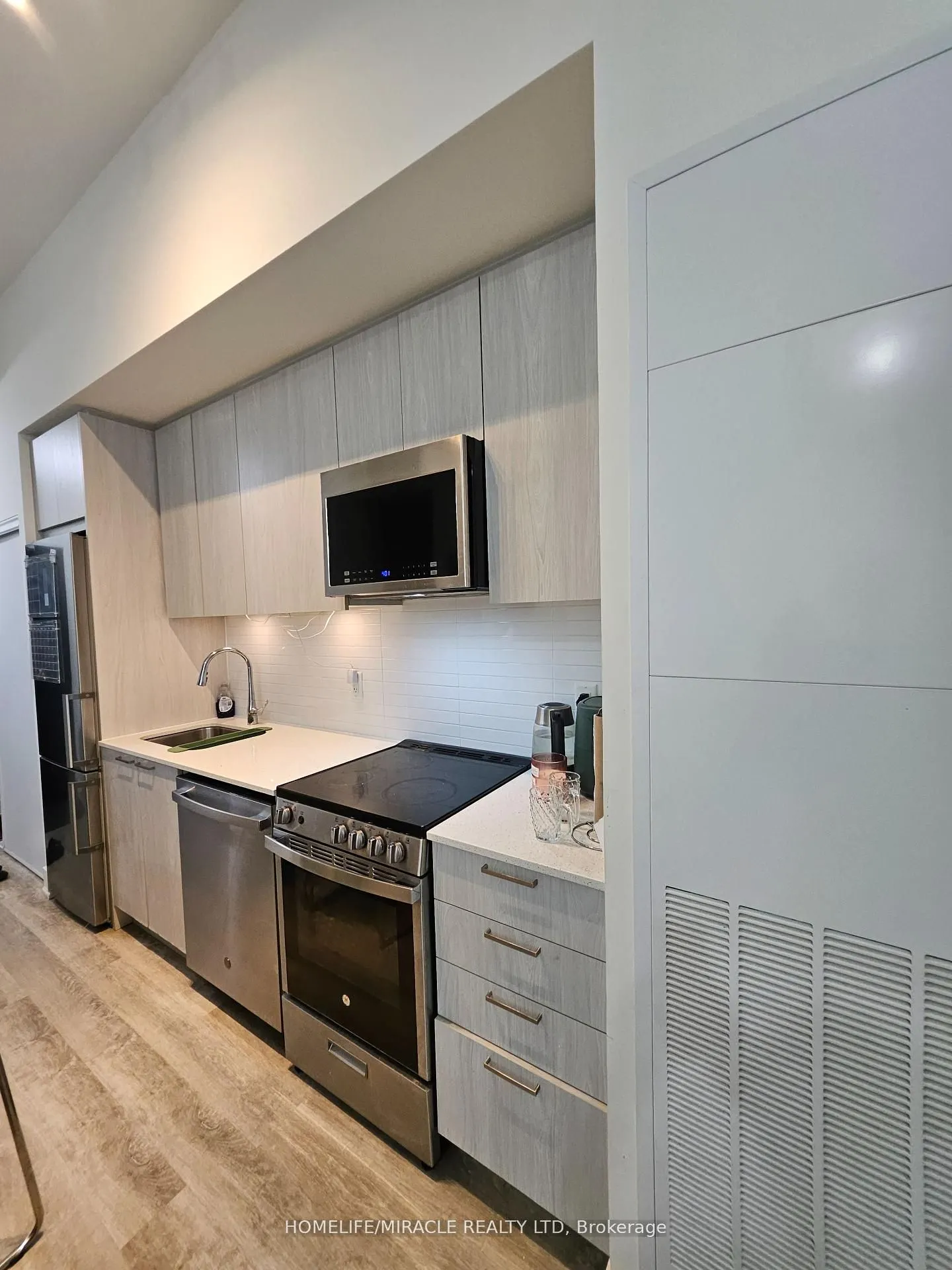 185 DEERFIELD Road, #116