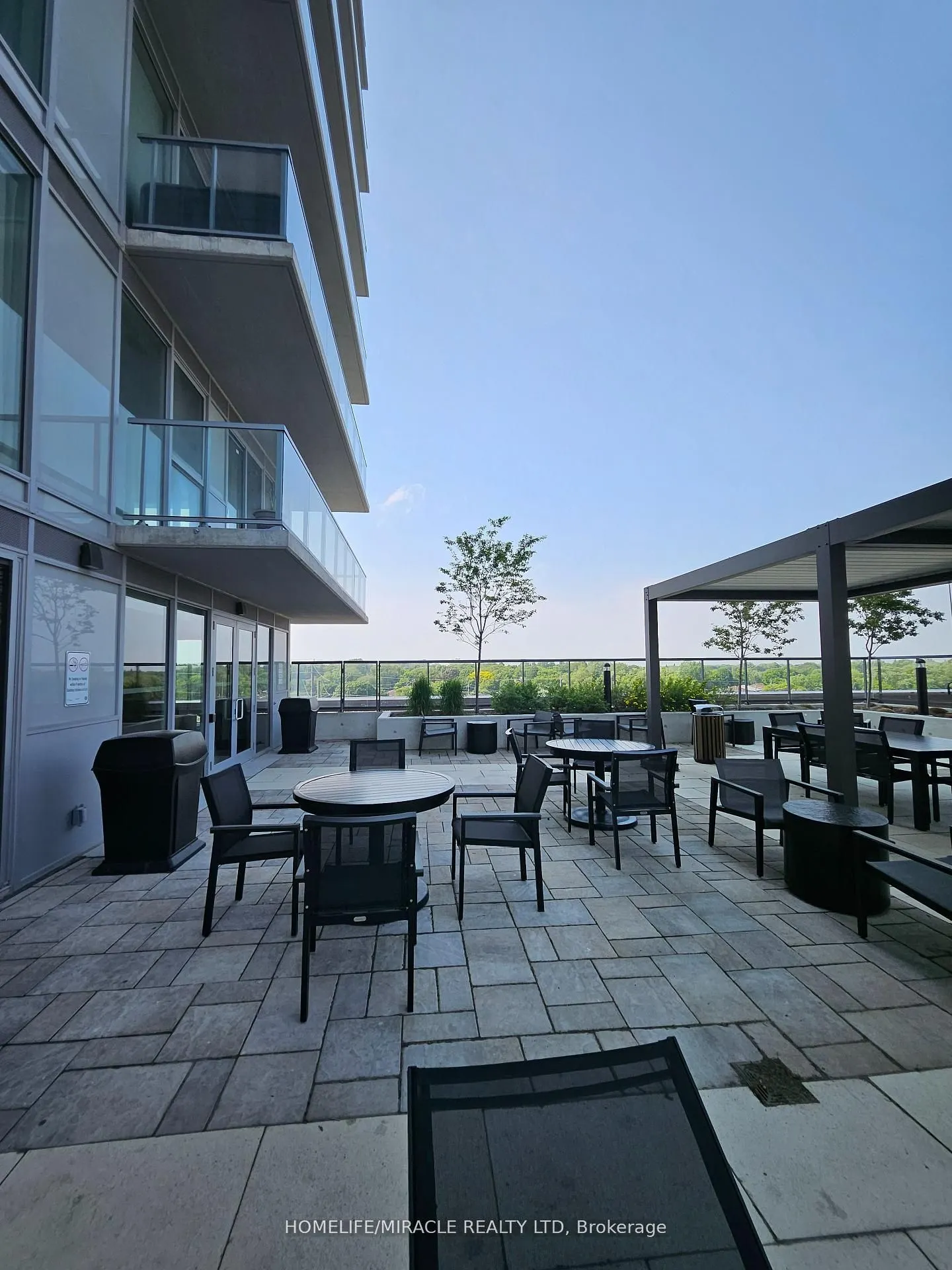 185 DEERFIELD Road, #116